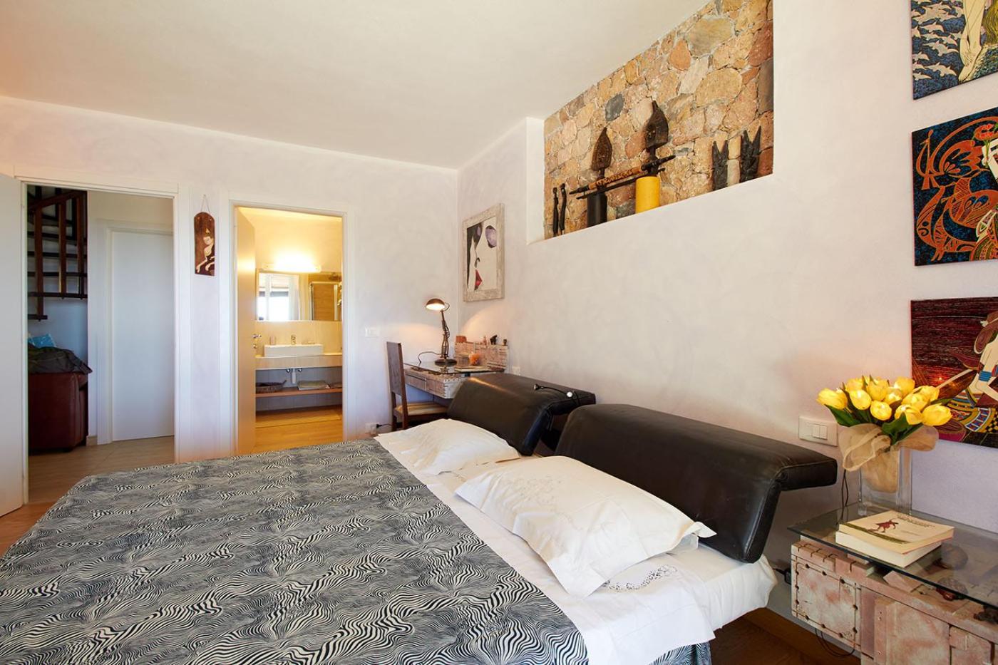 Villa photo 1