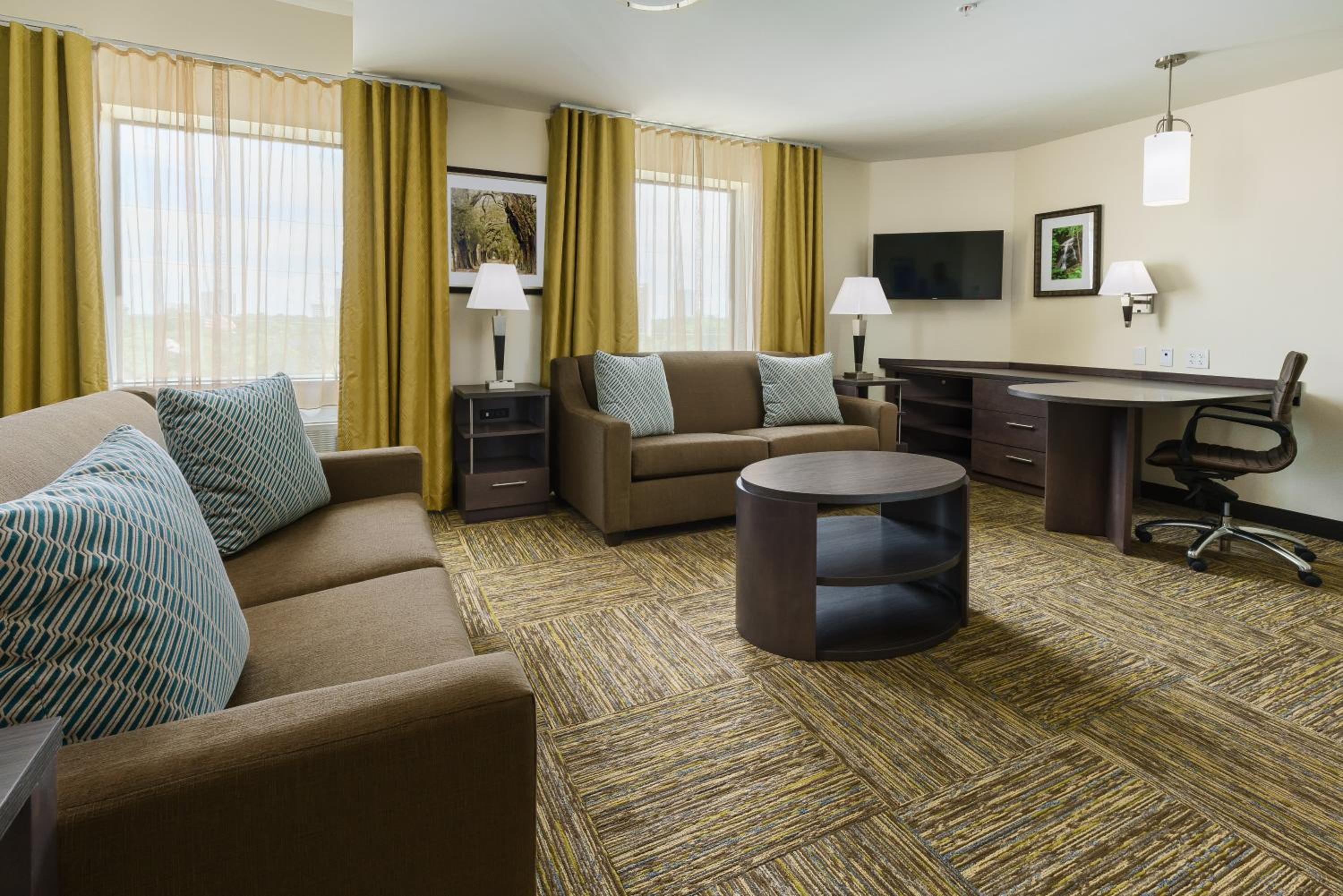 Studio Suite with Two Queen Beds thumbnail 5