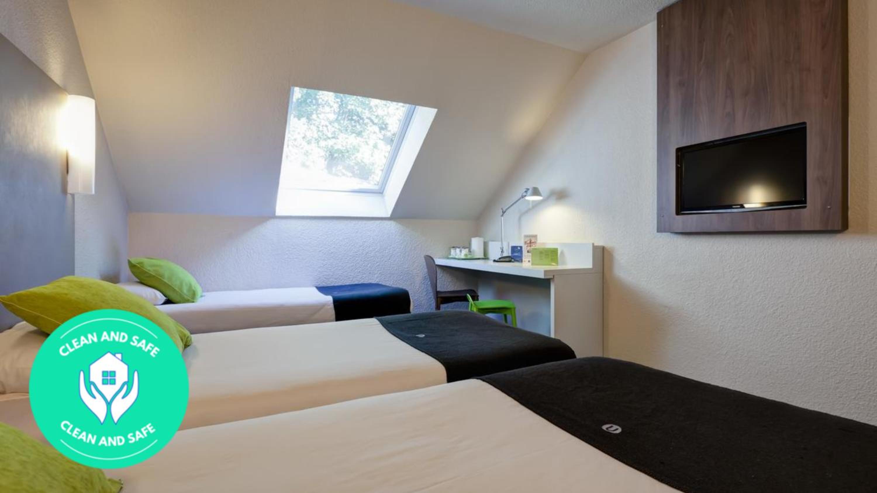 Triple Room - Photo 1
