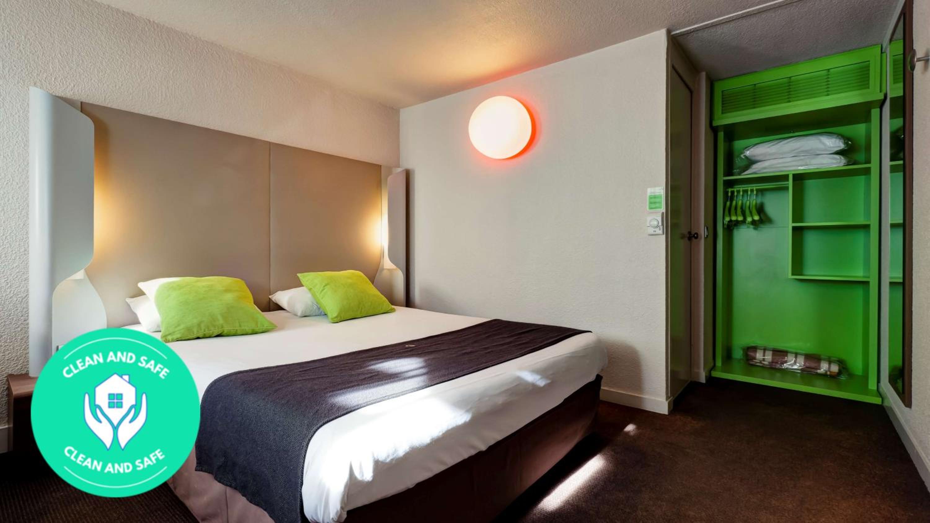 Double Room - Photo 5