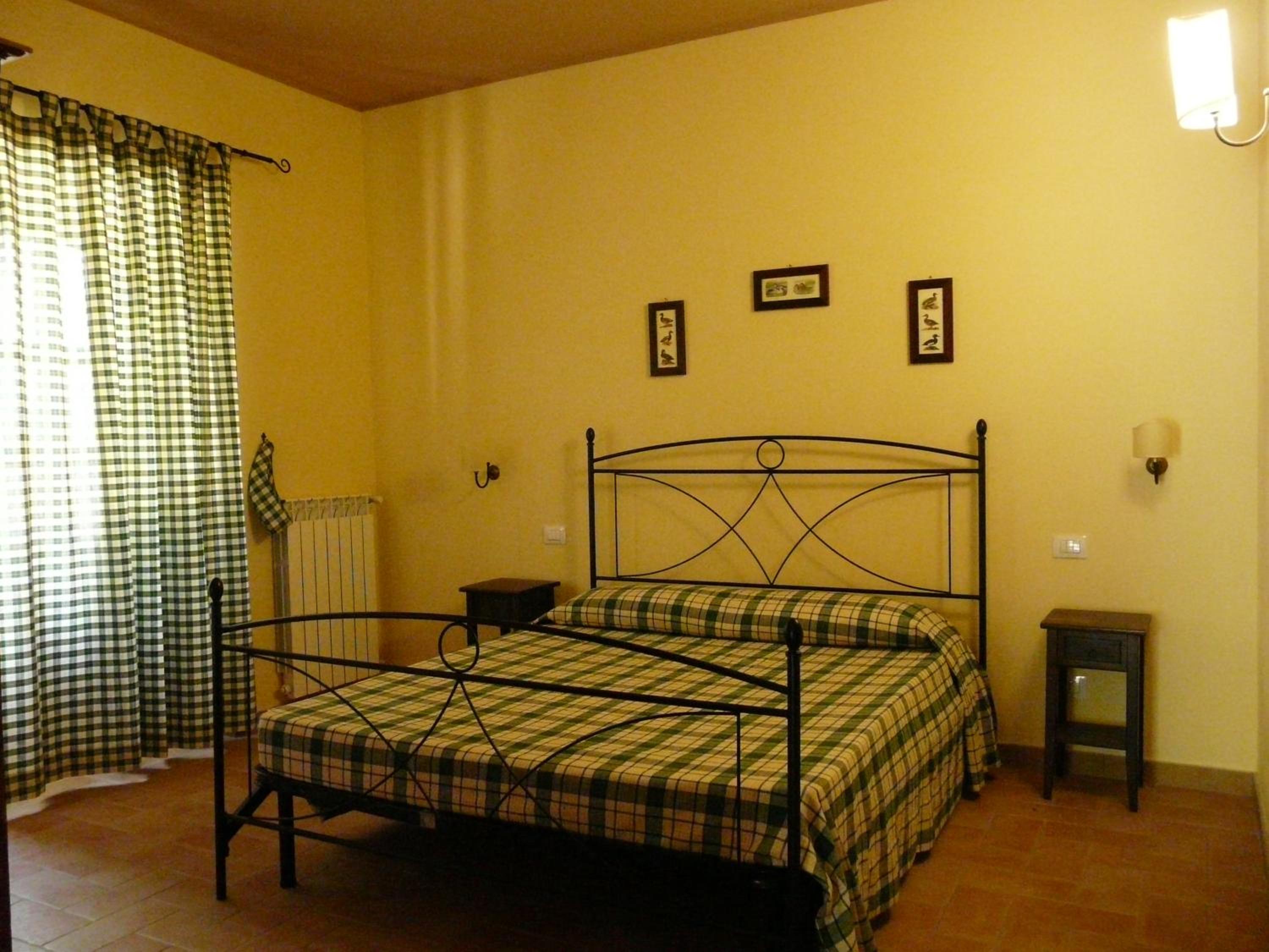 One-Bedroom House photo 1