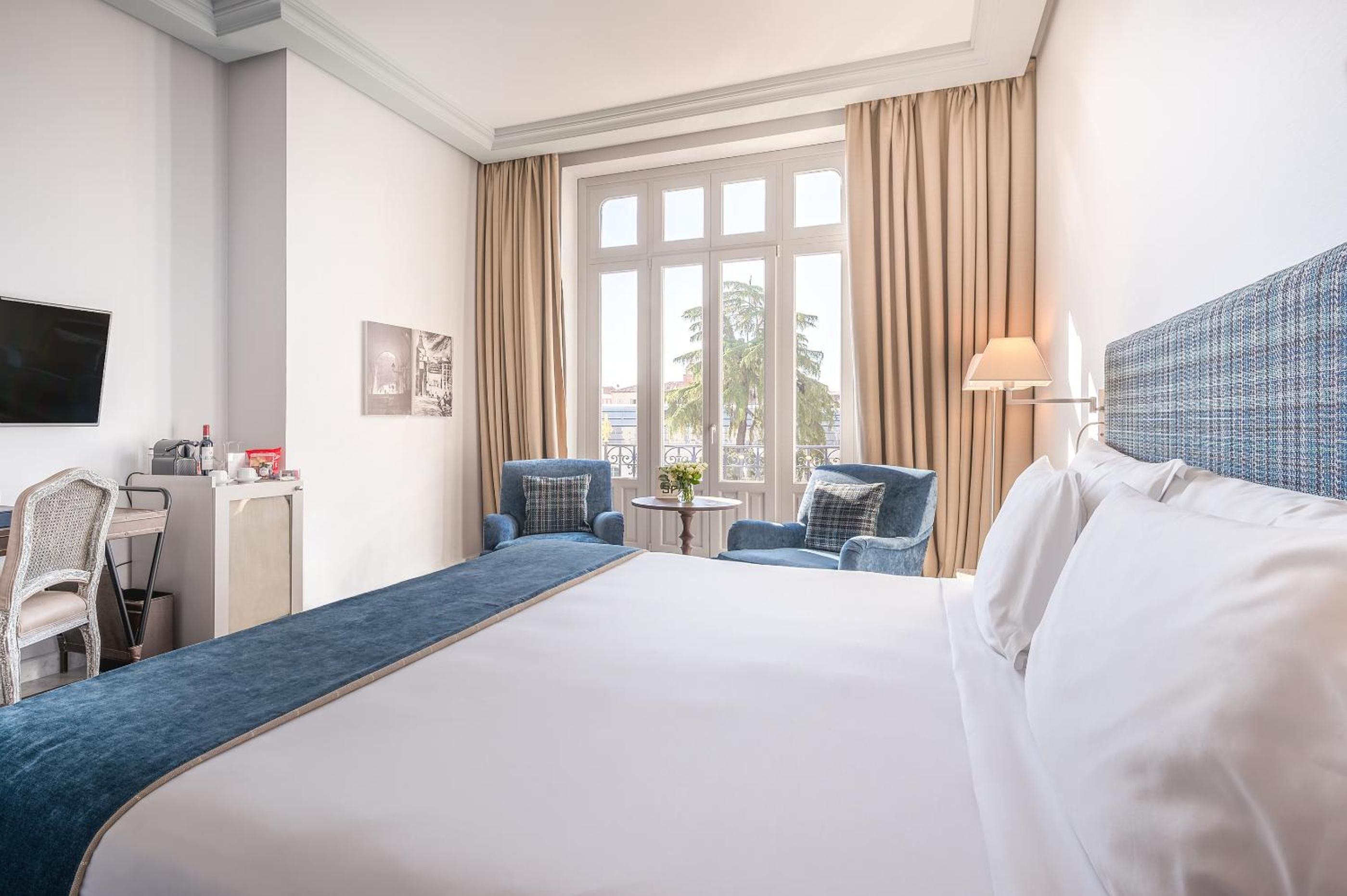 Habitación Doble o Twin Deluxe con Vista al Jardín