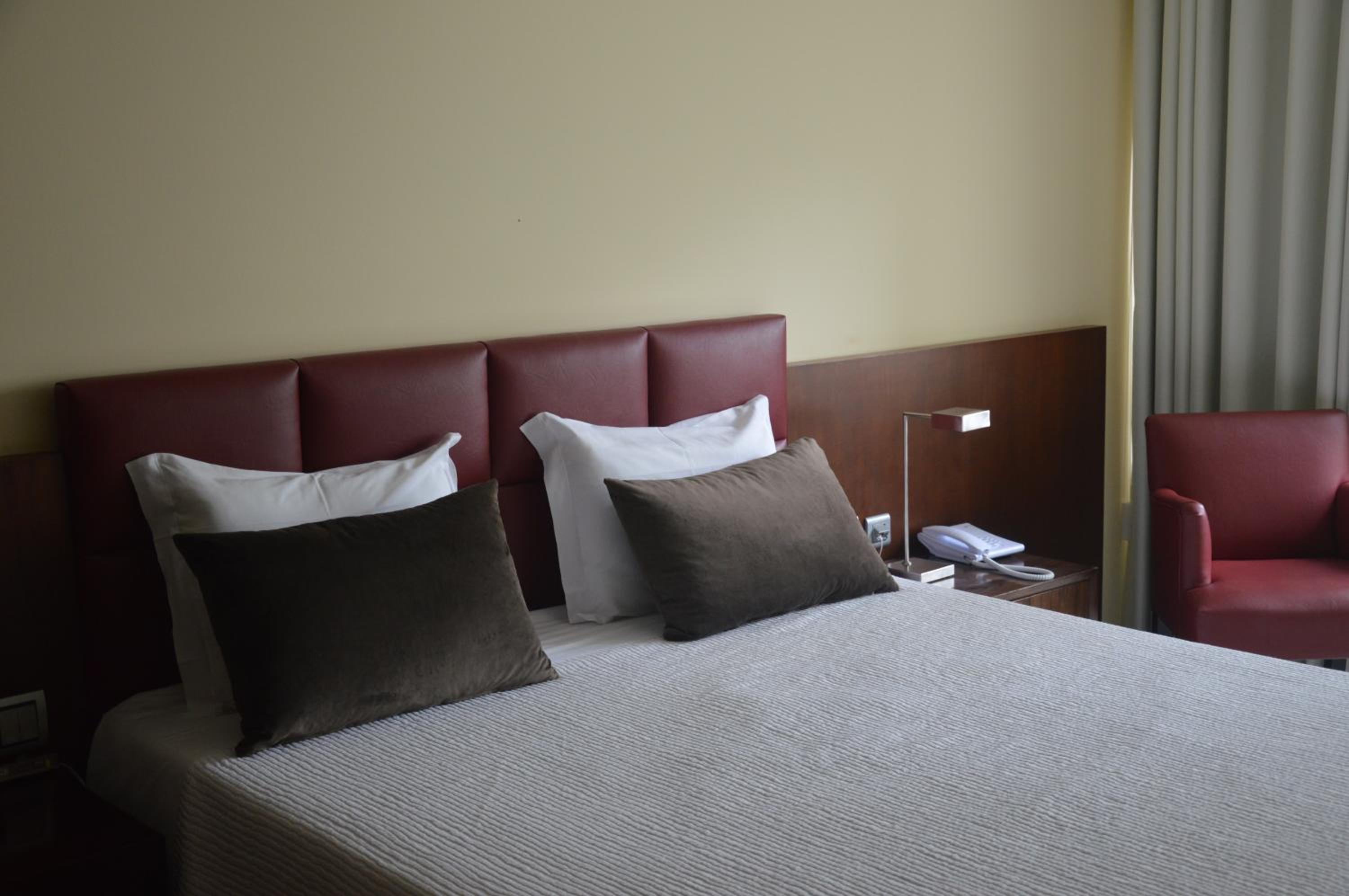 Double Room - Photo 3