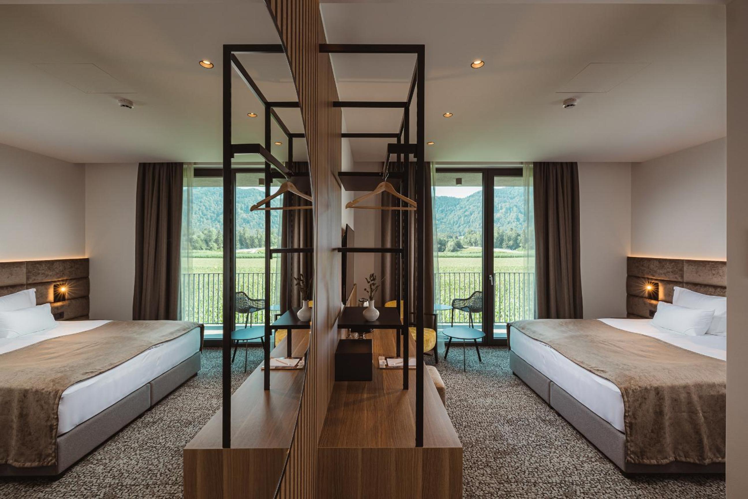 Superior King Room with Balcony