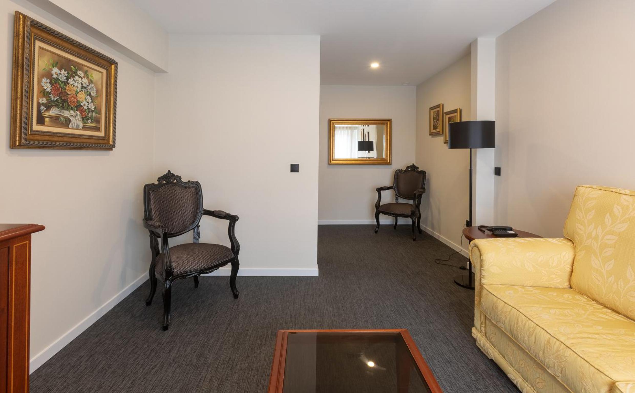 Royal Suite - Photo 4