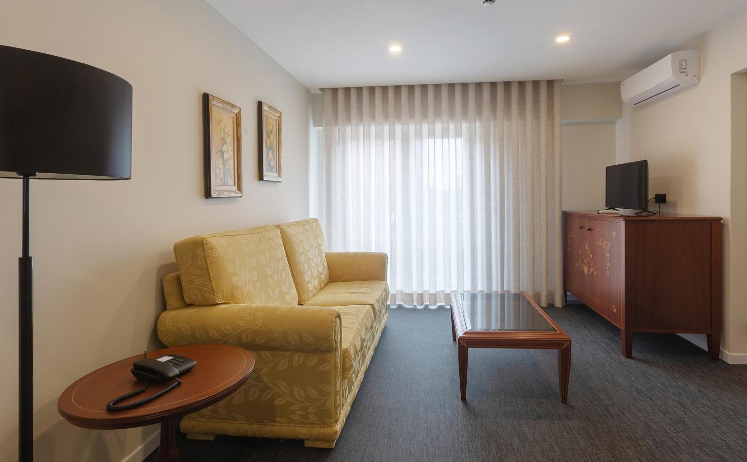 Royal Suite - Photo 9