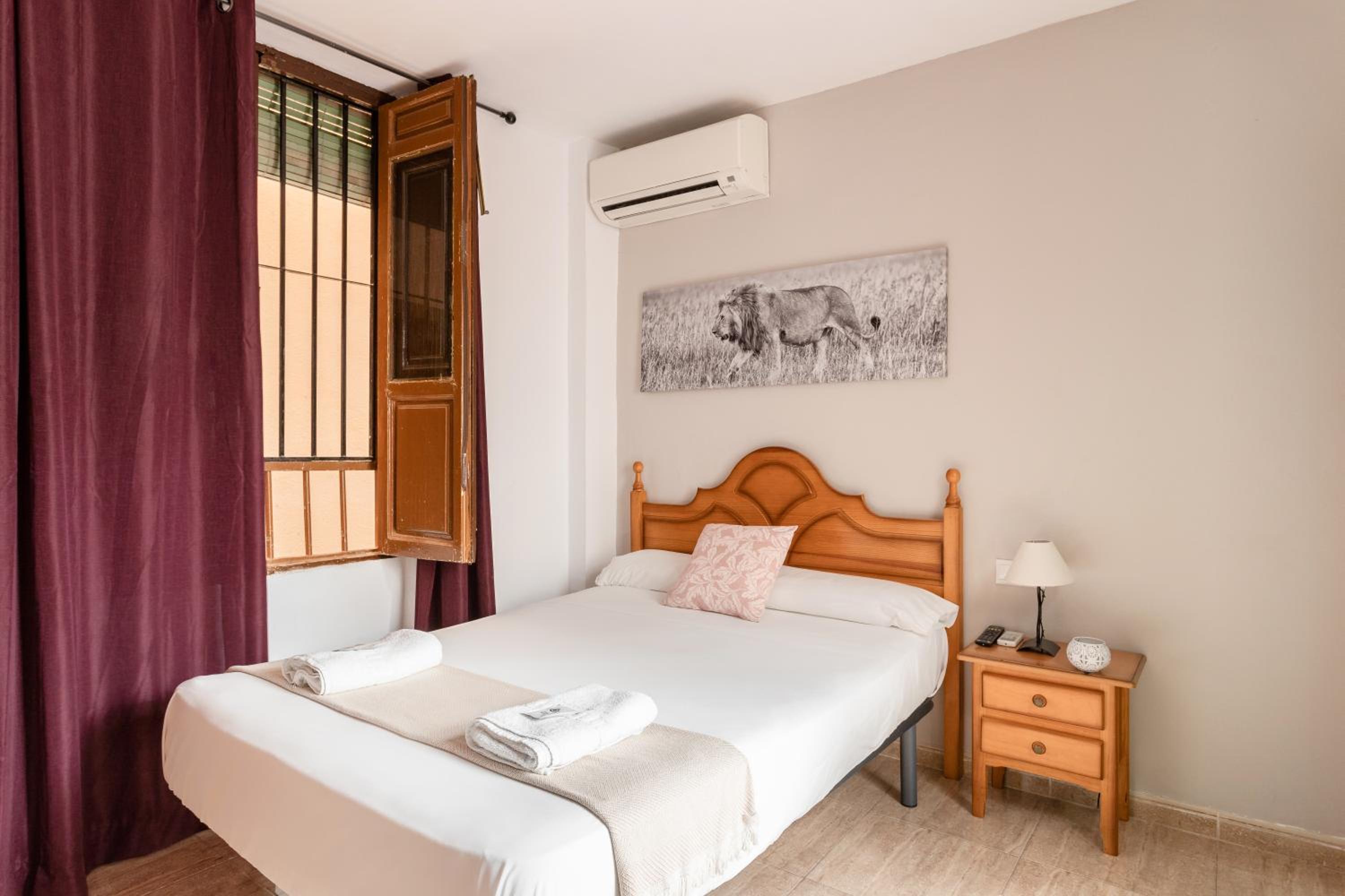 Habitación Doble o con Dos Camas con Baño Privado