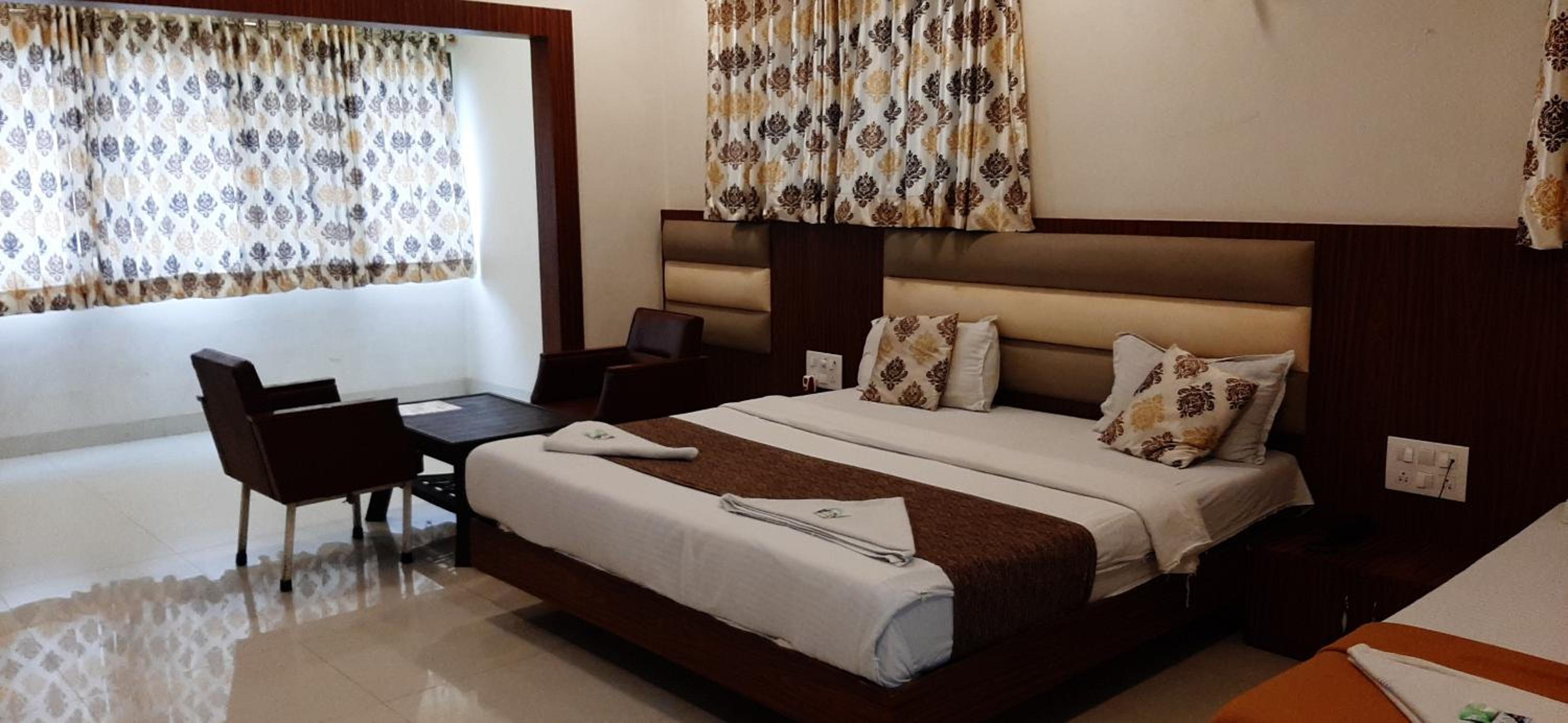 Deluxe Triple Room - Photo 8