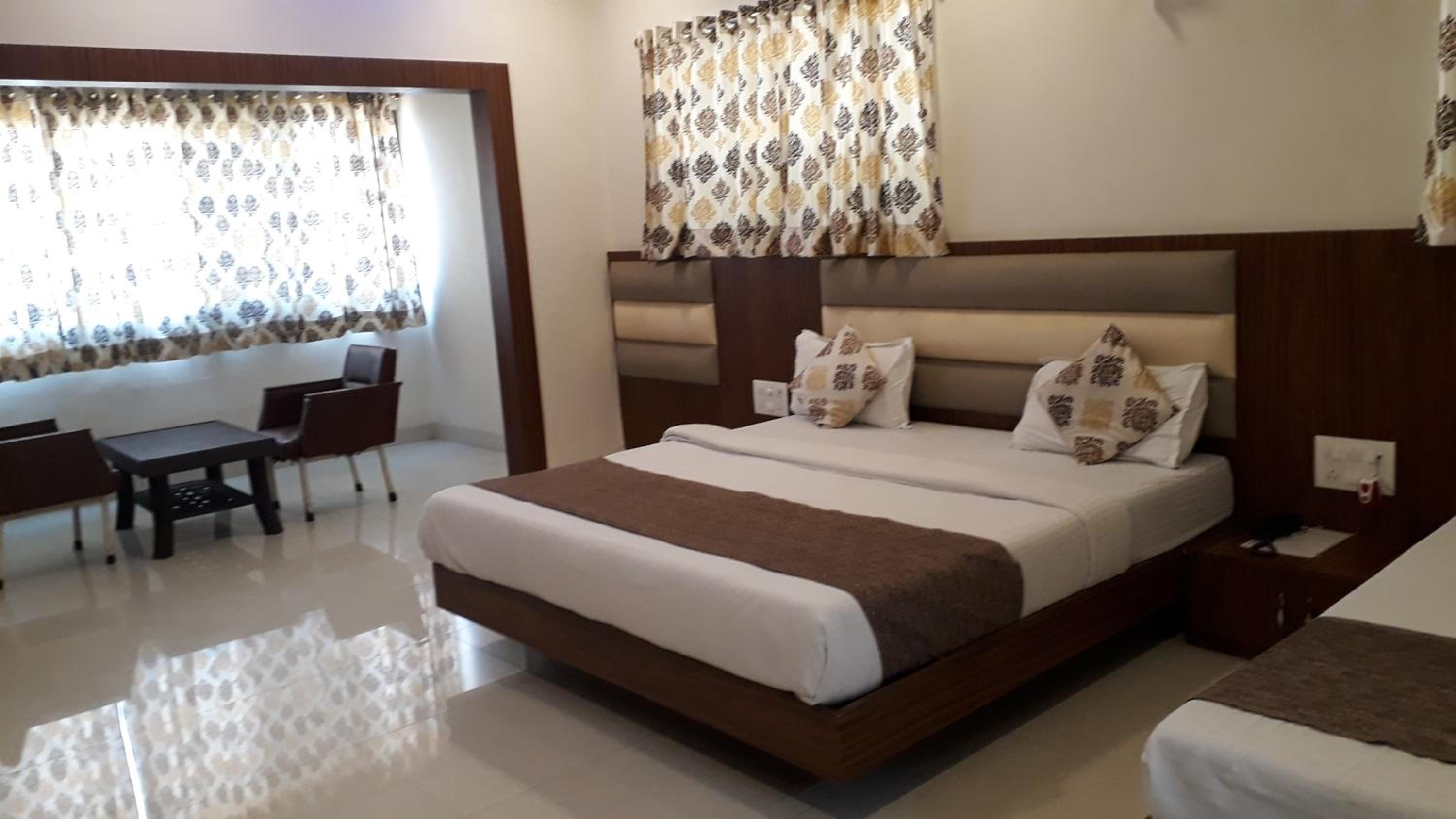 Deluxe Triple Room - Photo 7