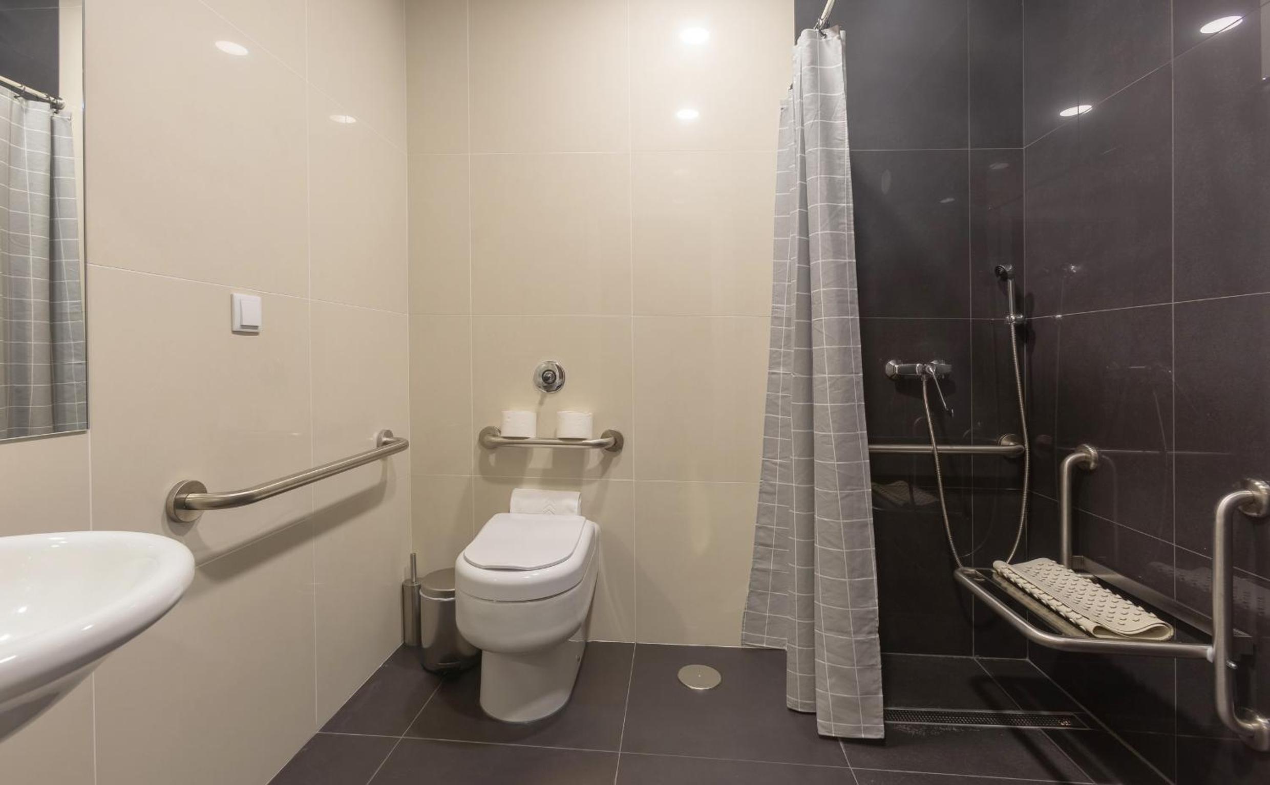 Double or Twin Room - Disability Access