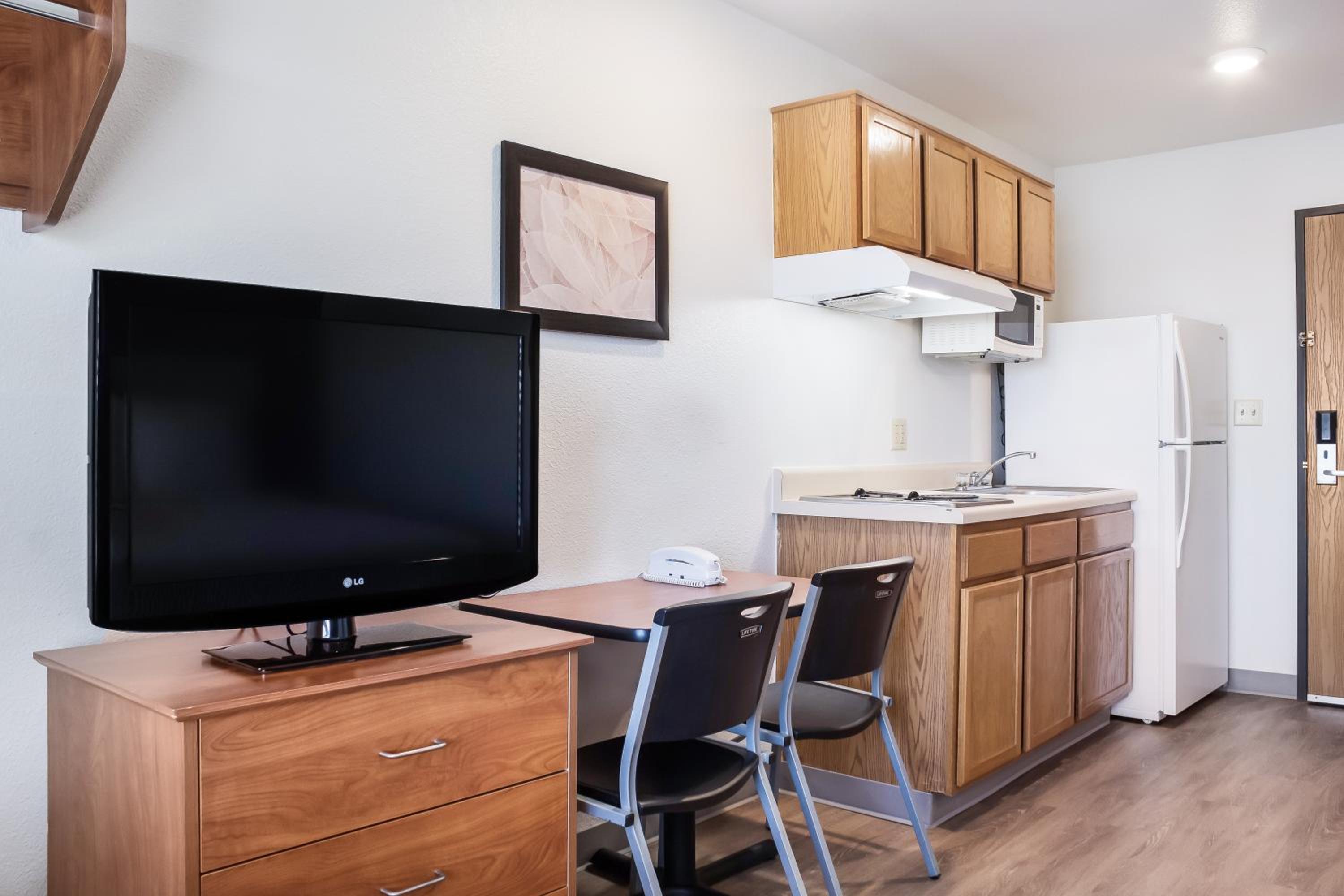 Double Studio with Two Double Beds photo 2