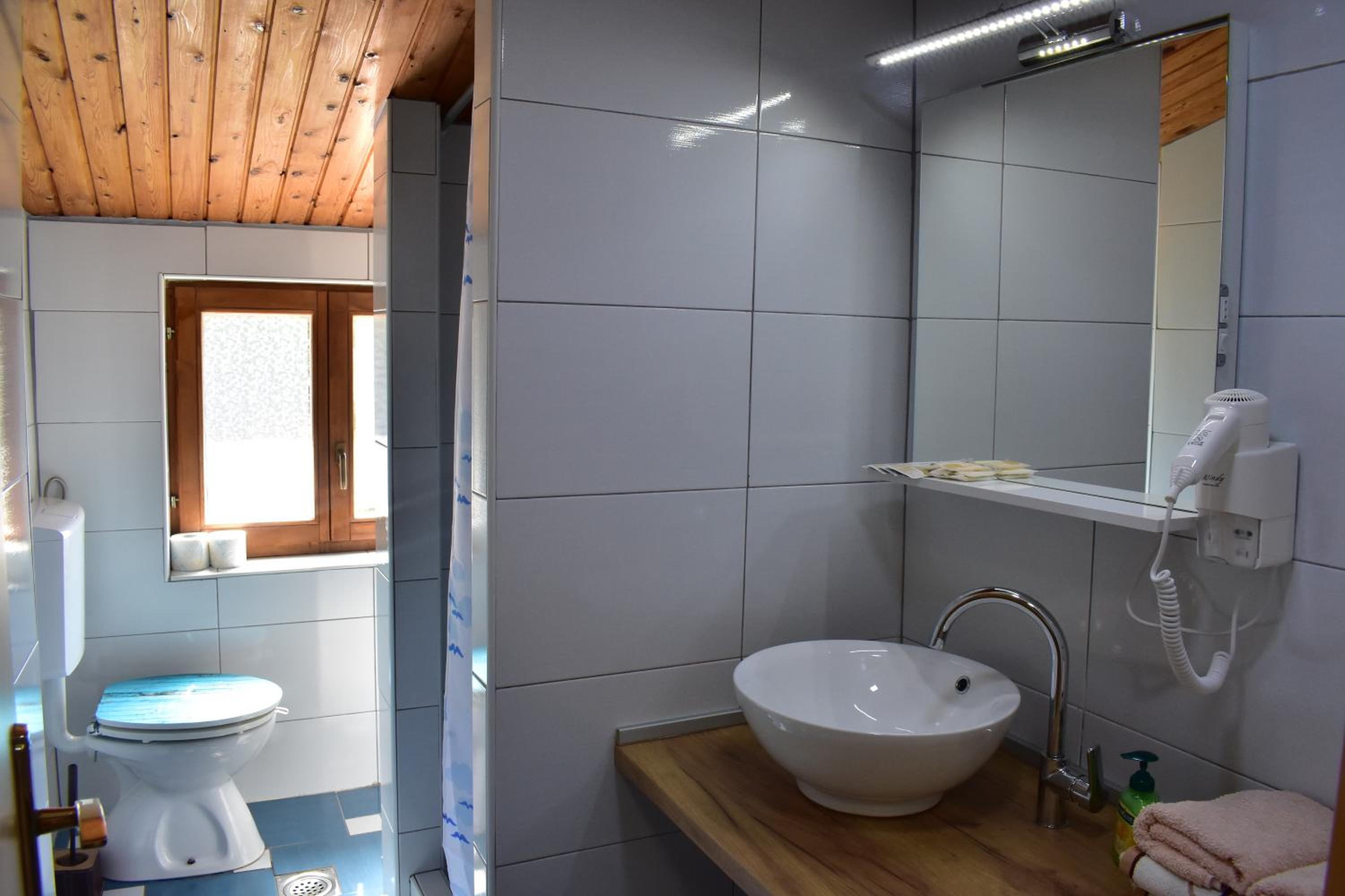 Double Room - Photo 24