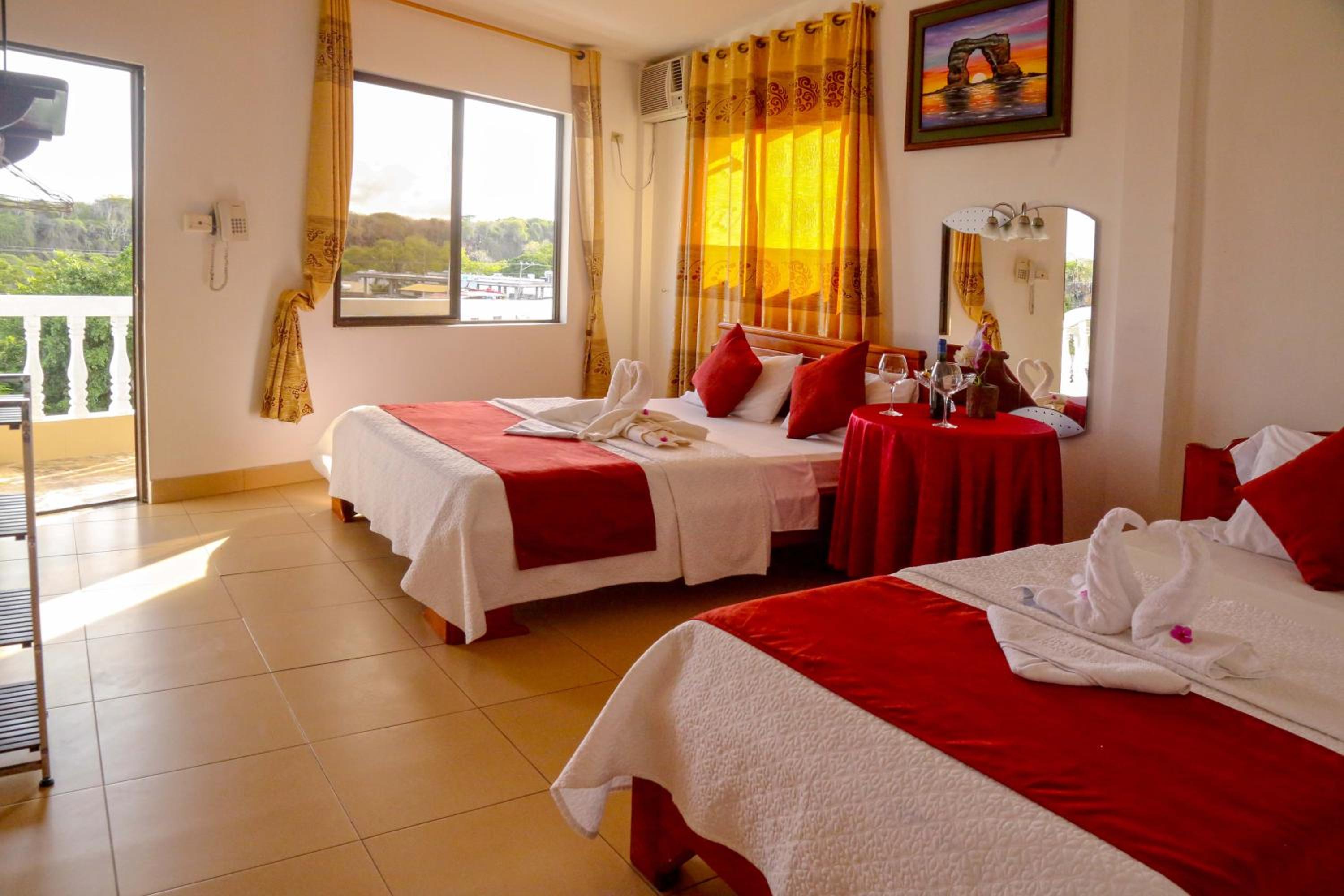 Family Room with Balcony photo 2