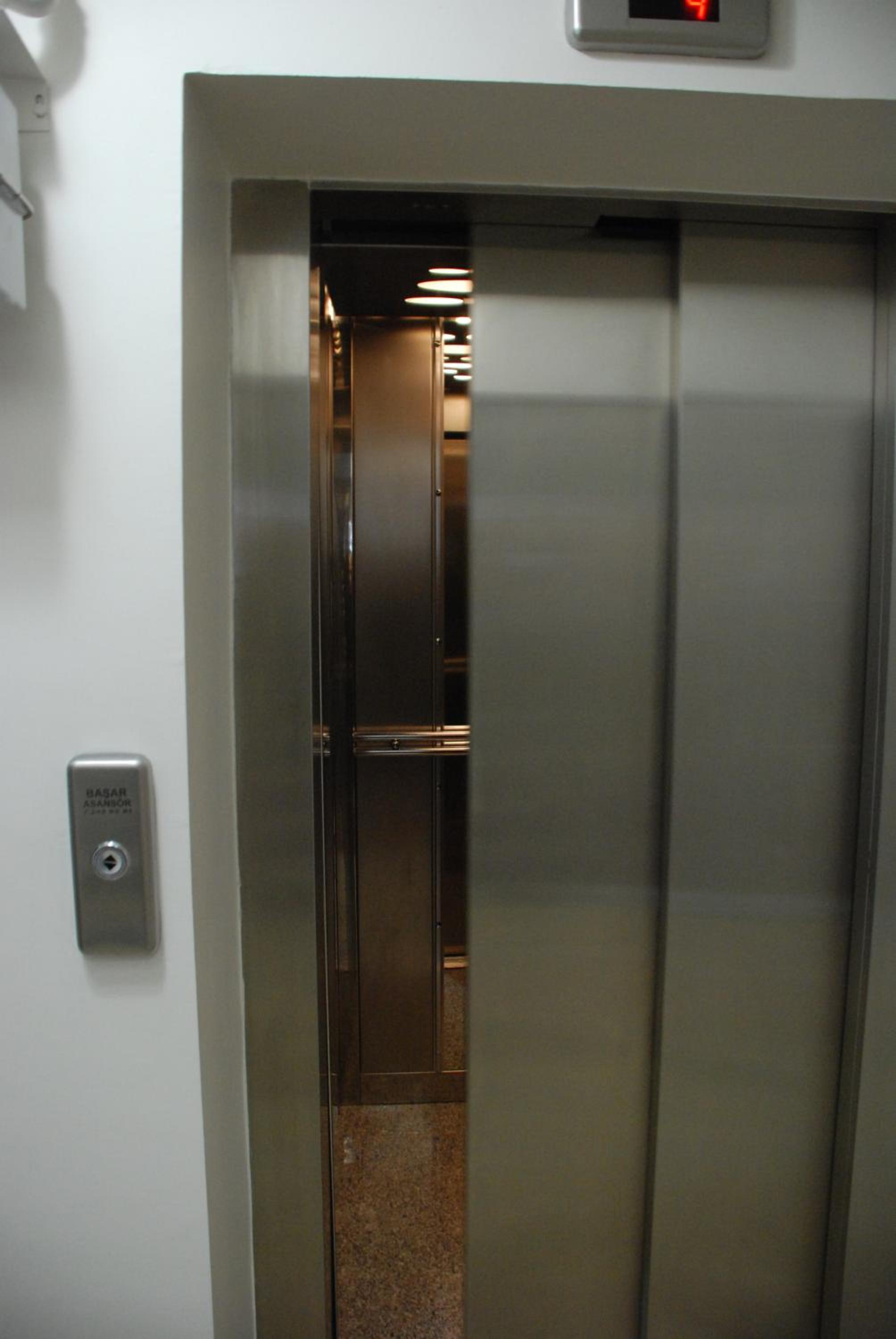 One-Bedroom Apartment - Photo 21