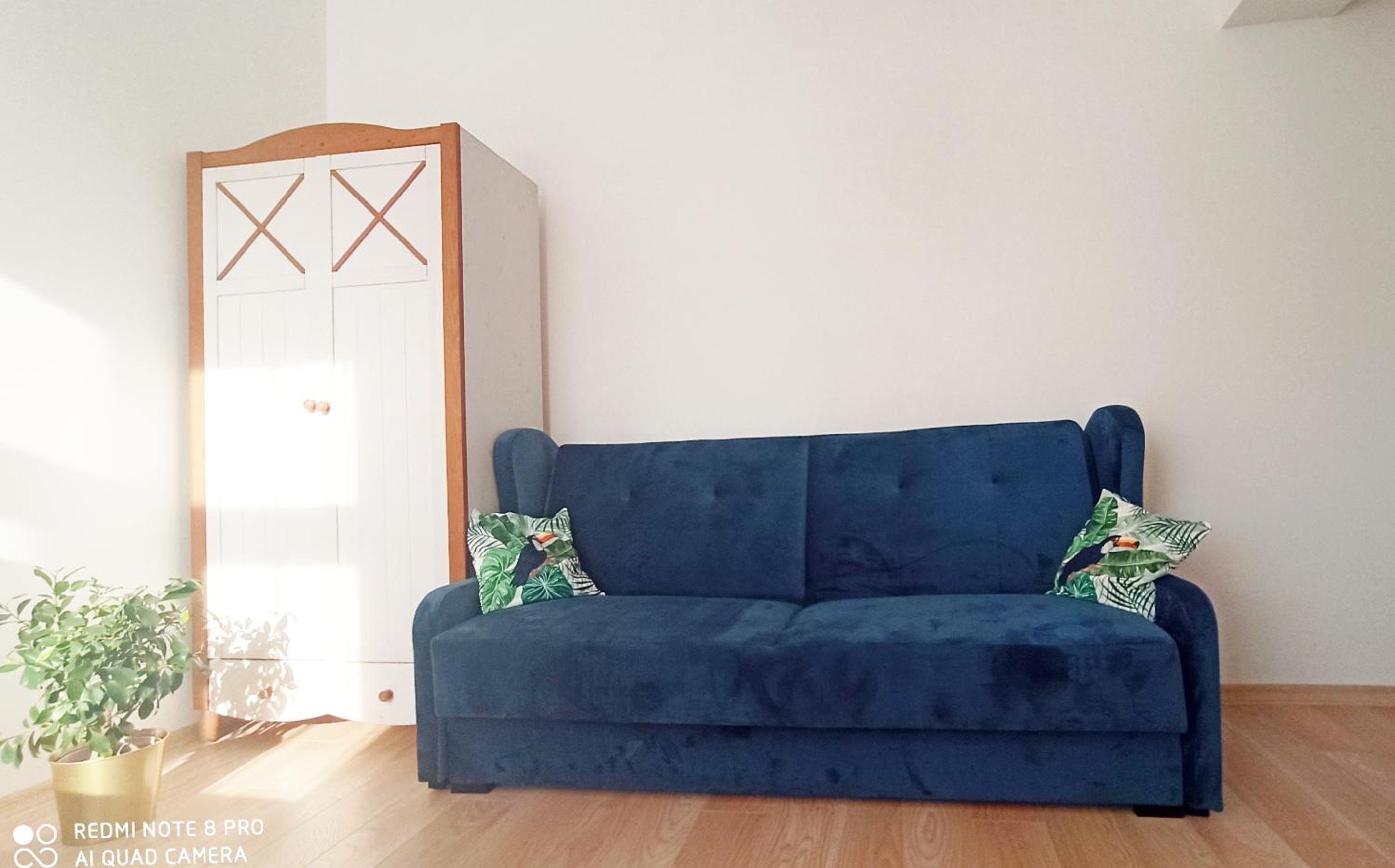 One-Bedroom Apartment - Photo 9