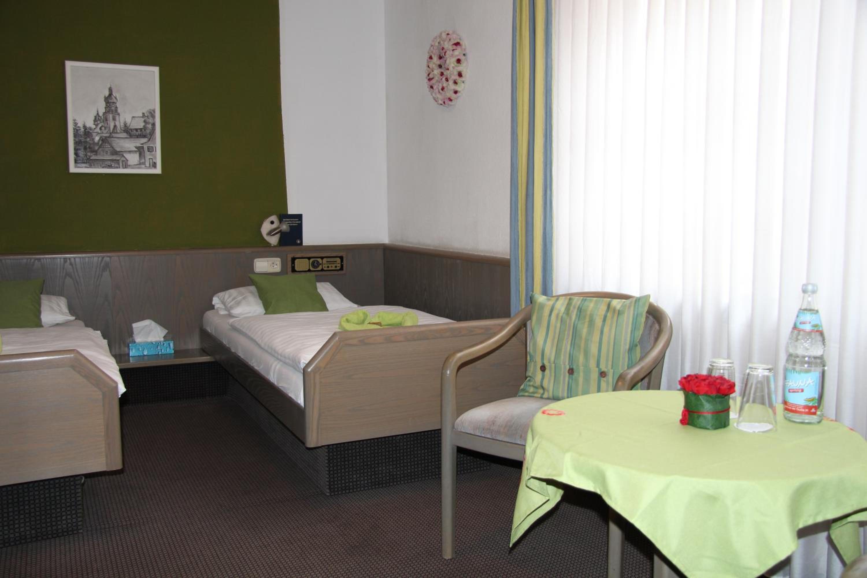 Deluxe Double Room - Photo 13