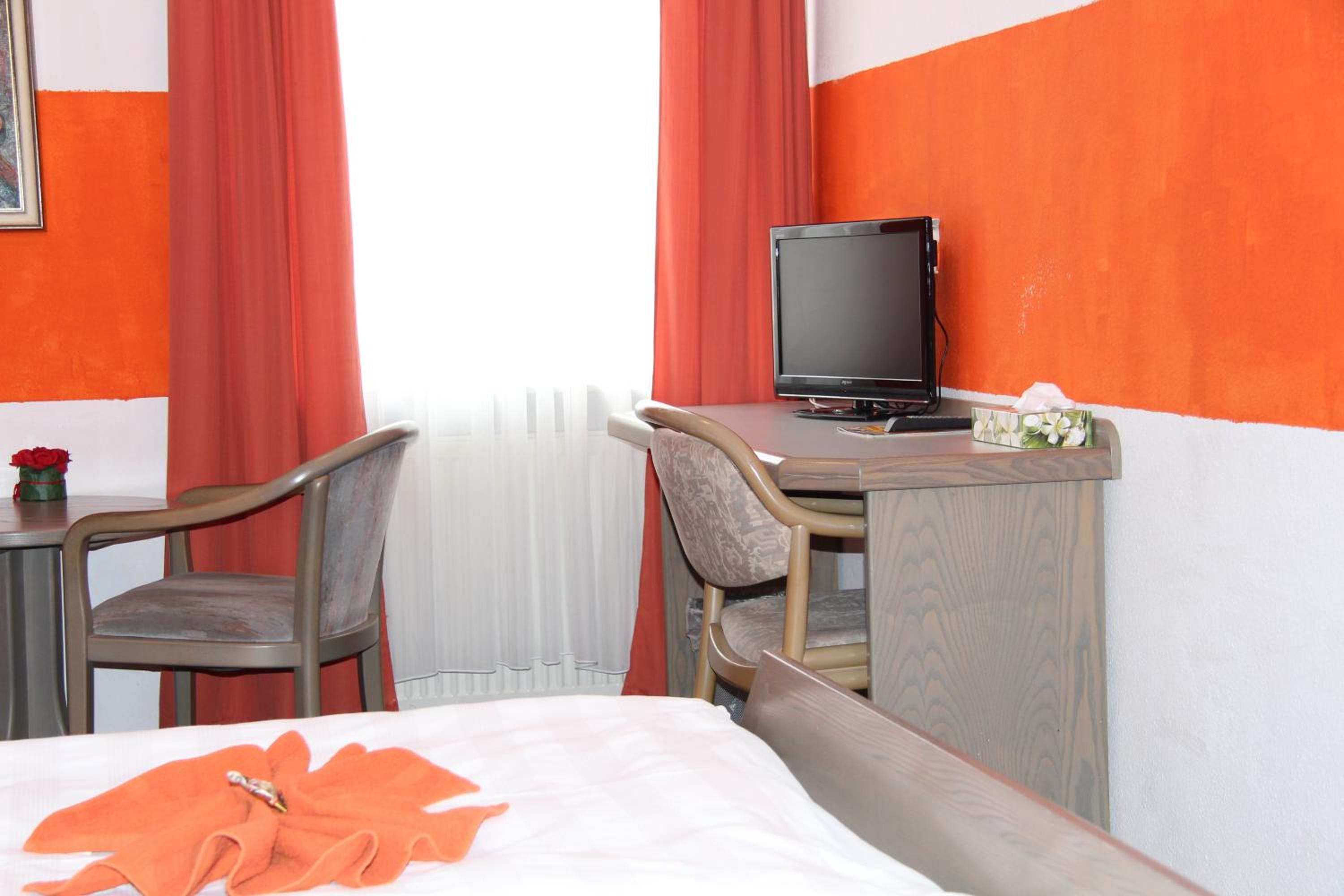Single Room photo 3