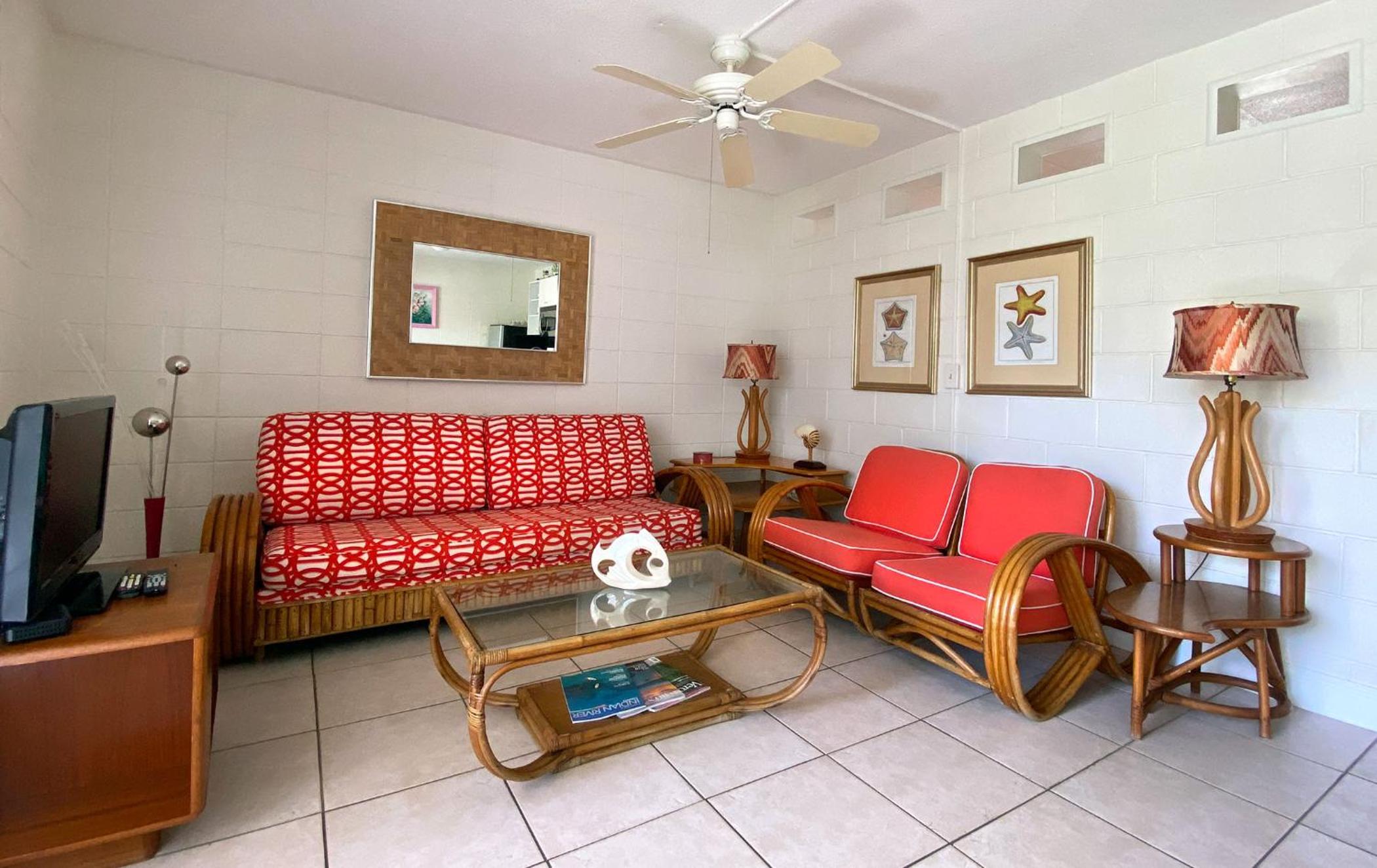 Queen Room - Non-Smoking - Photo 2