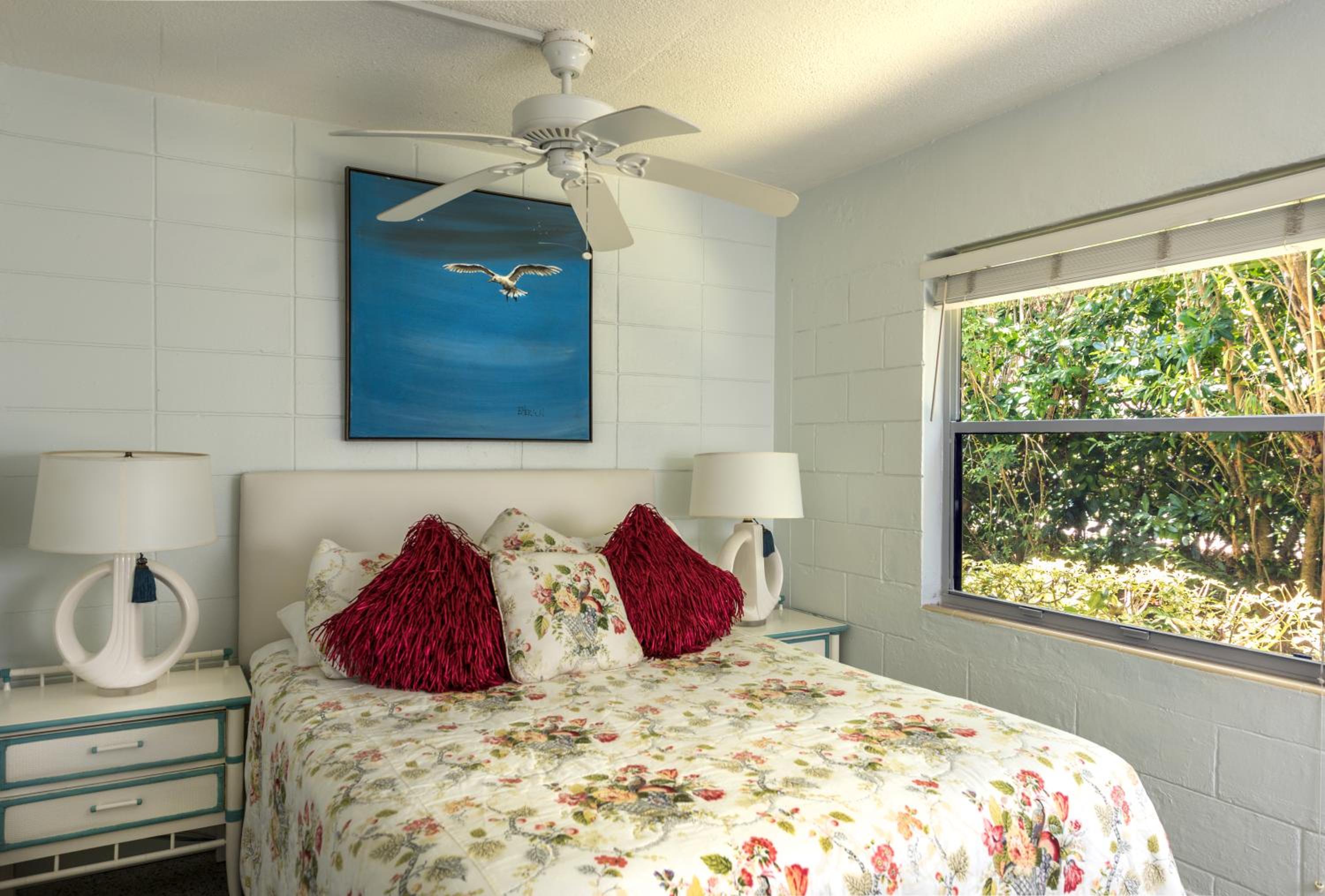 Suite with Pool View photo 3