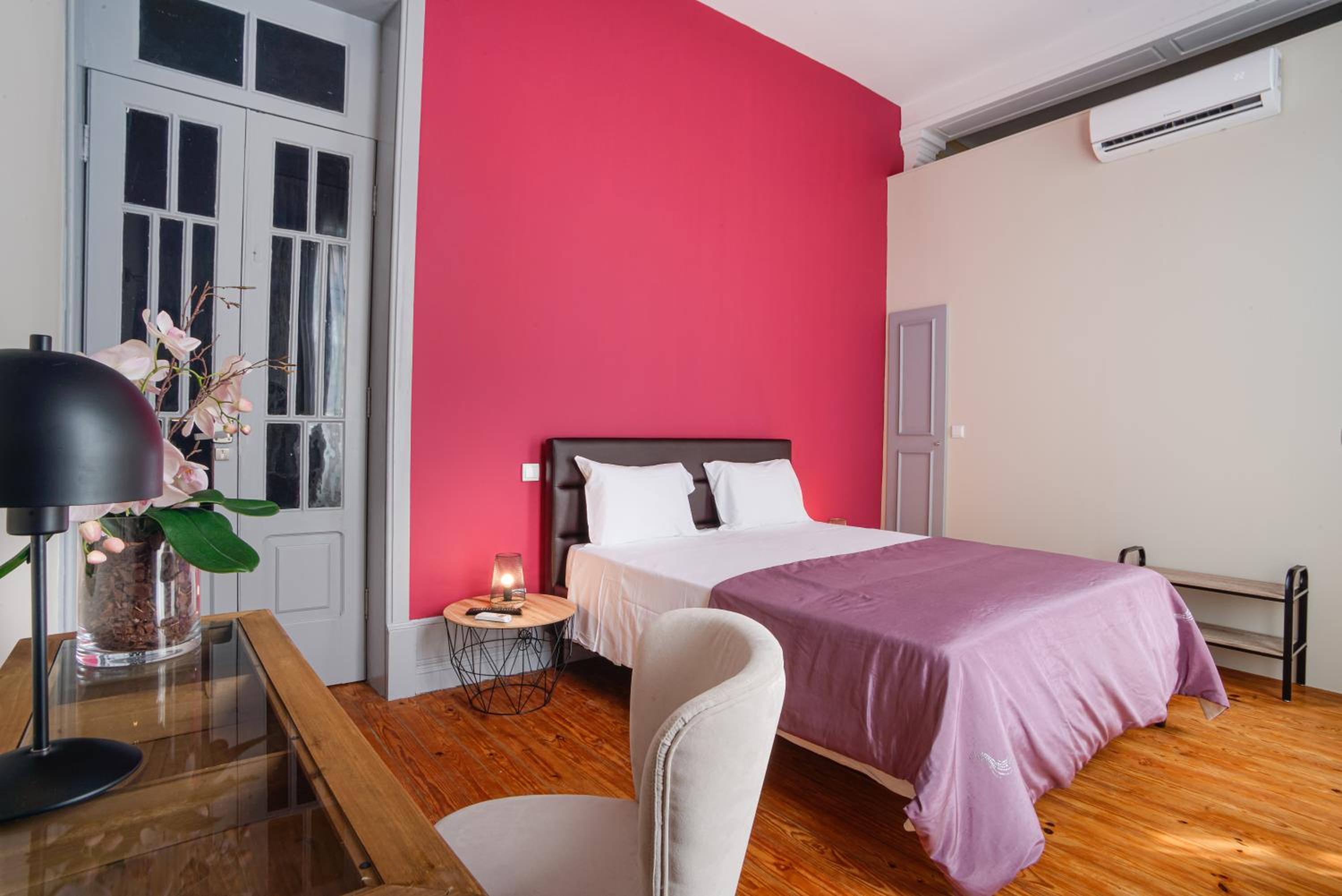 Deluxe Double Room with Balcony photo 3