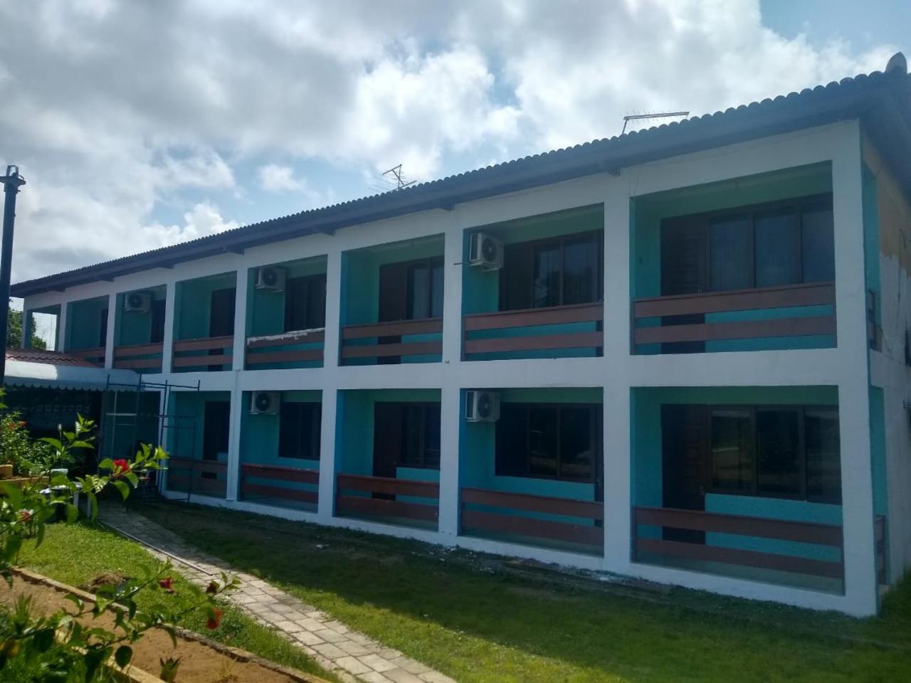 Triple Room with Pool View photo 2