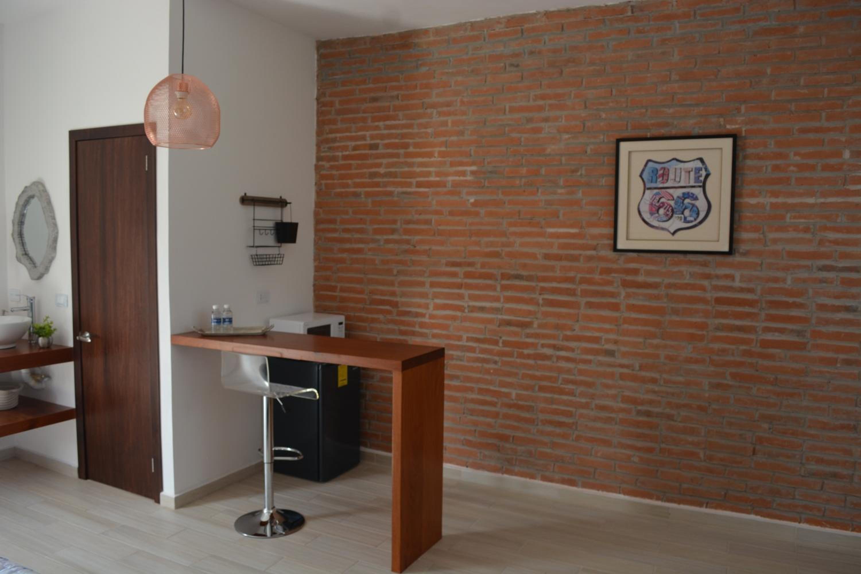 King Studio with Sofa Bed - Photo 8