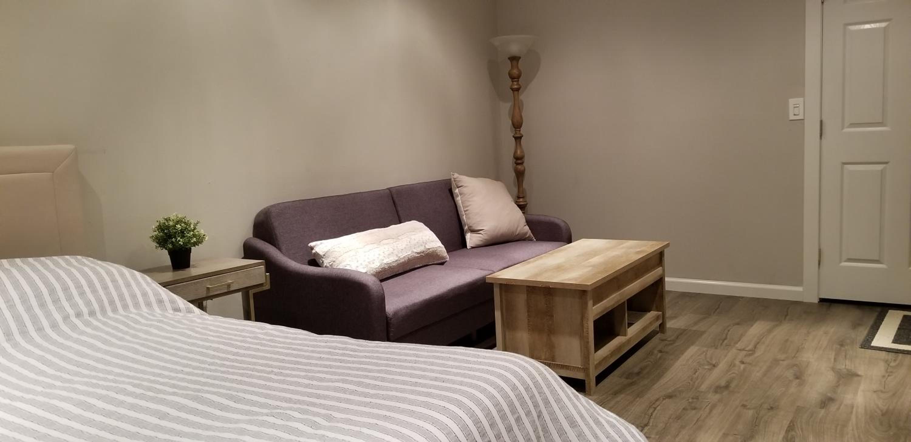 One-Bedroom House photo 3