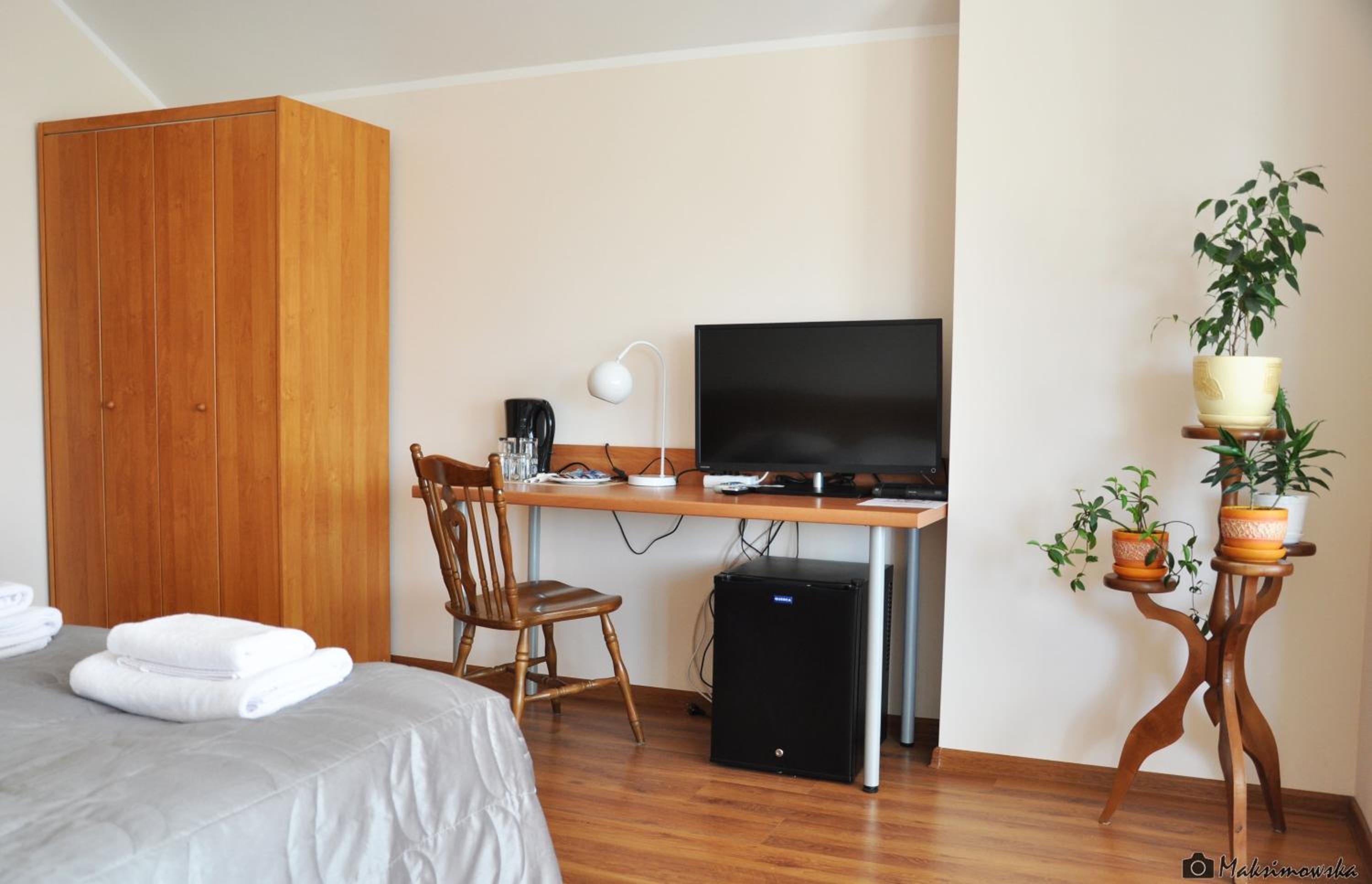 Deluxe Double Room - Photo 9