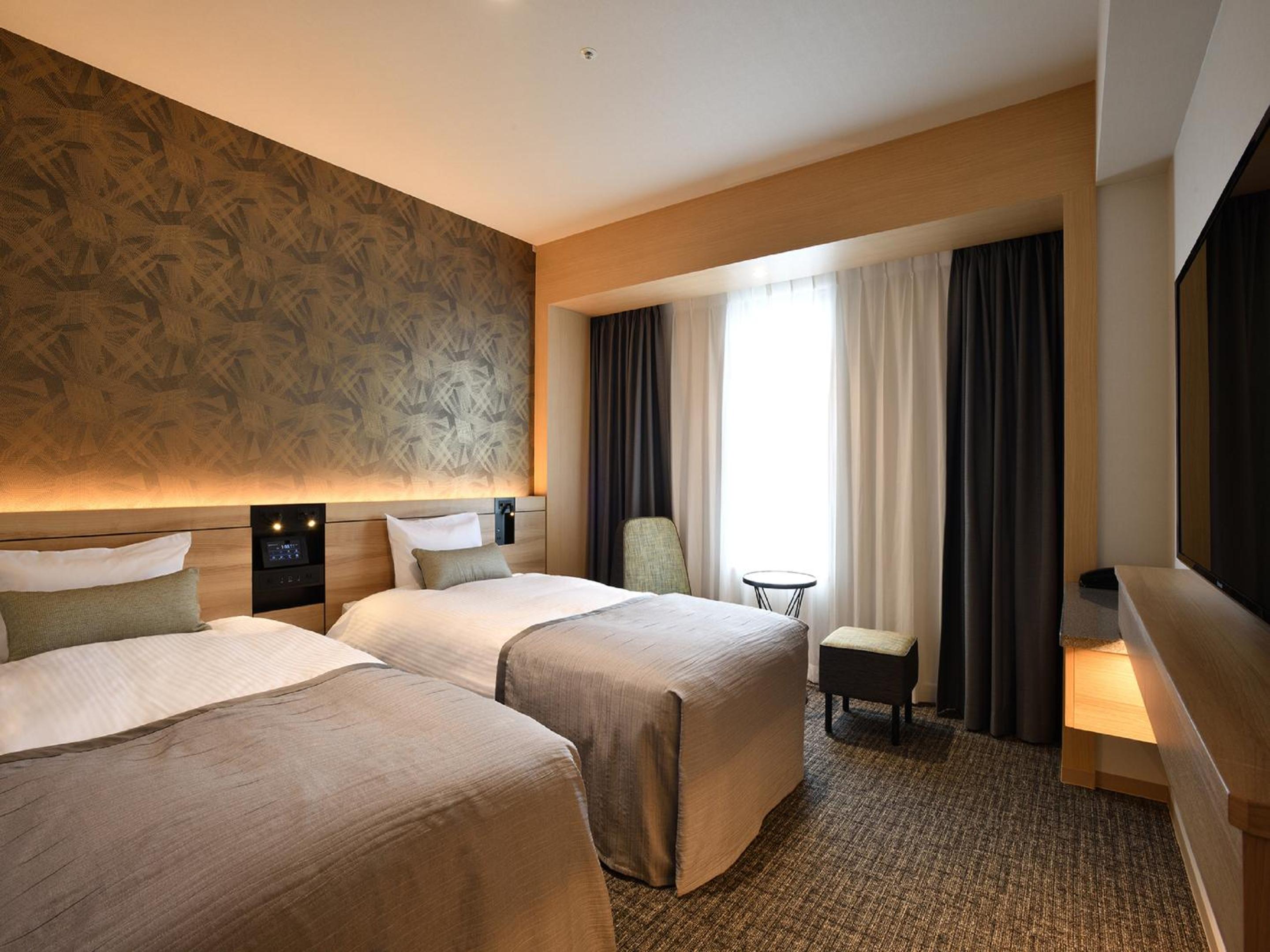 Standard Twin Room - Photo 3