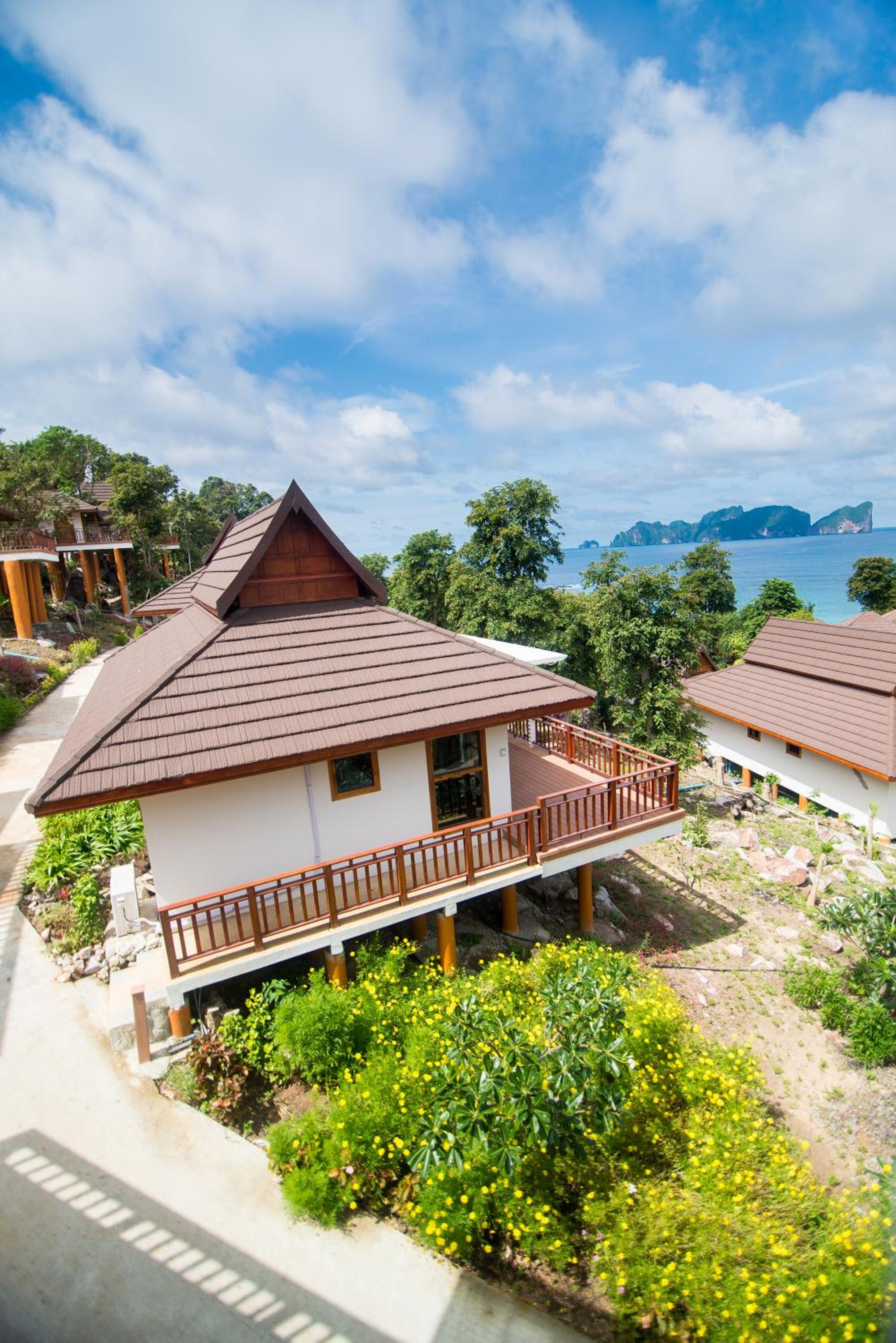 Superior Villa with Partial Sea View-Free Transfer to Tonsai Pier - Photo 16