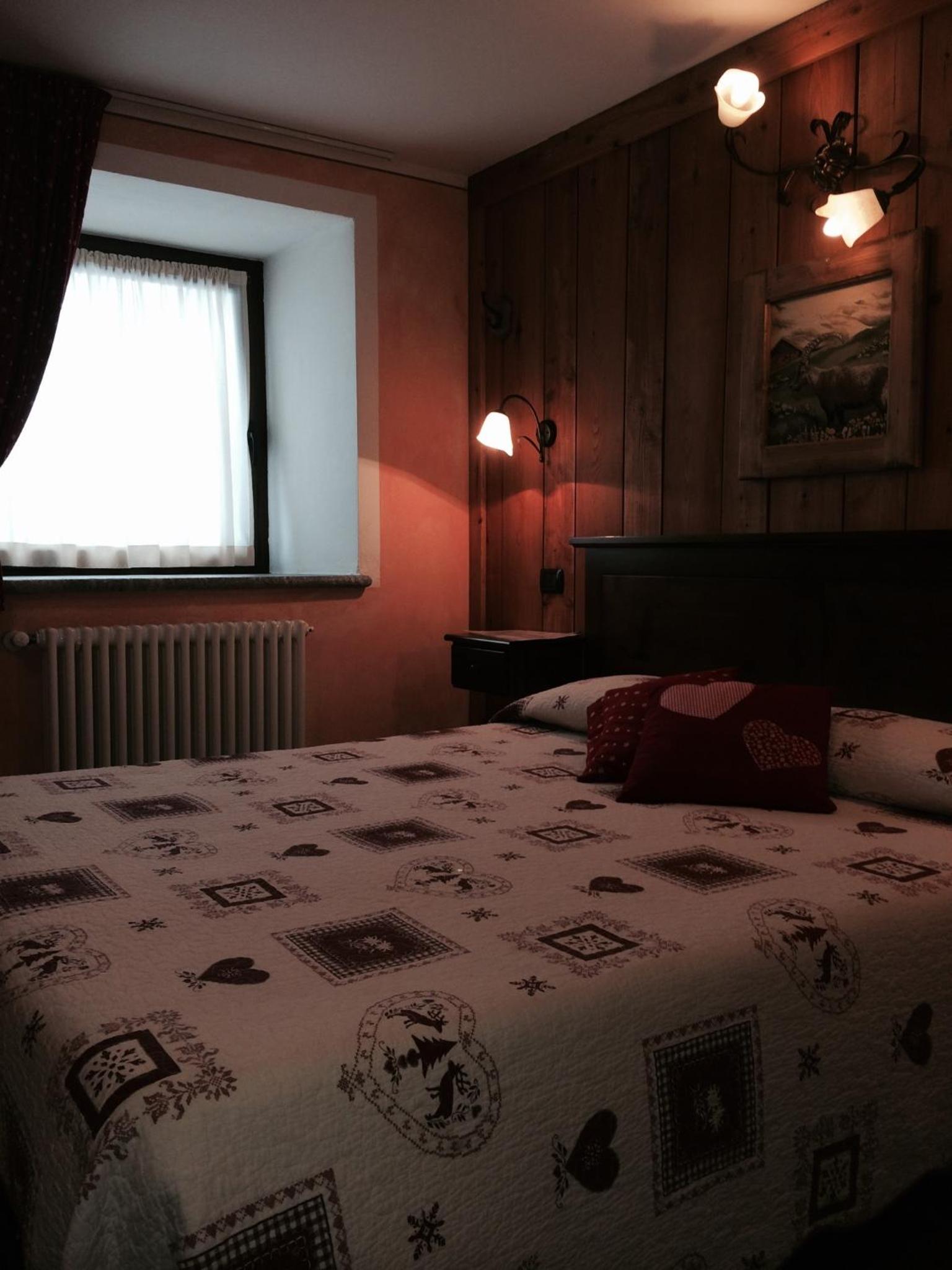 Small Double Room photo 1