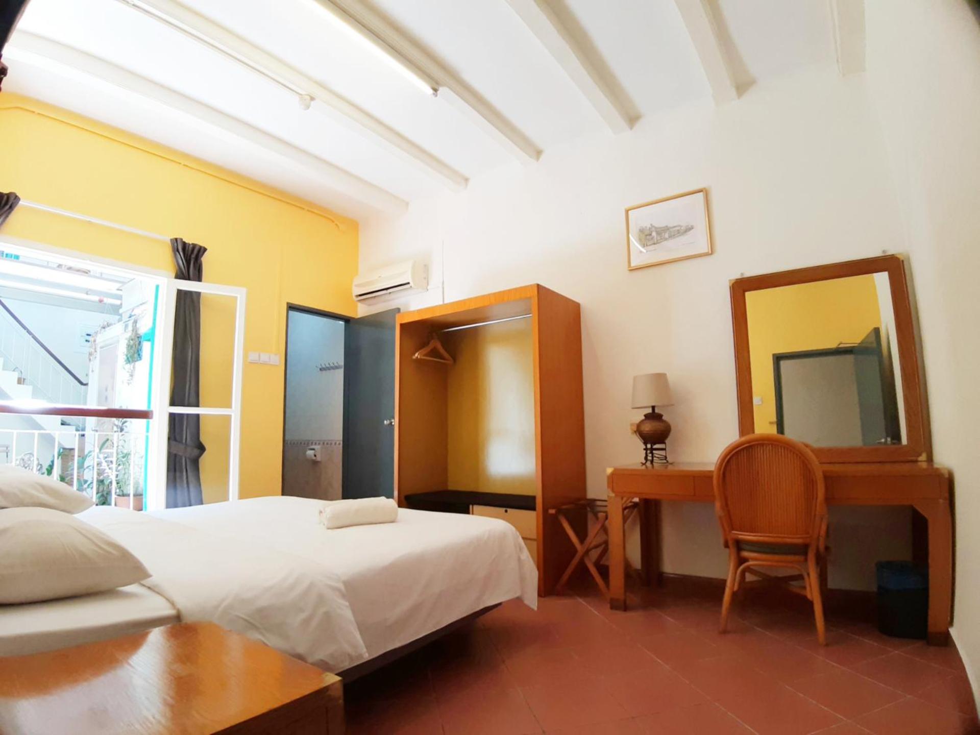 Deluxe King Room With Garden View