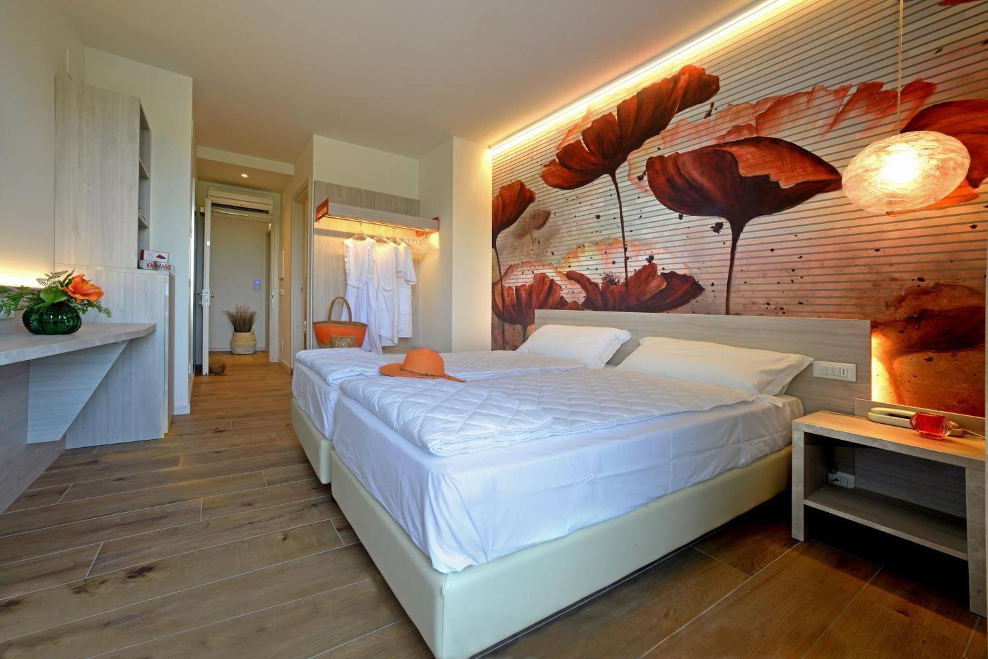 Double Room - Photo 19