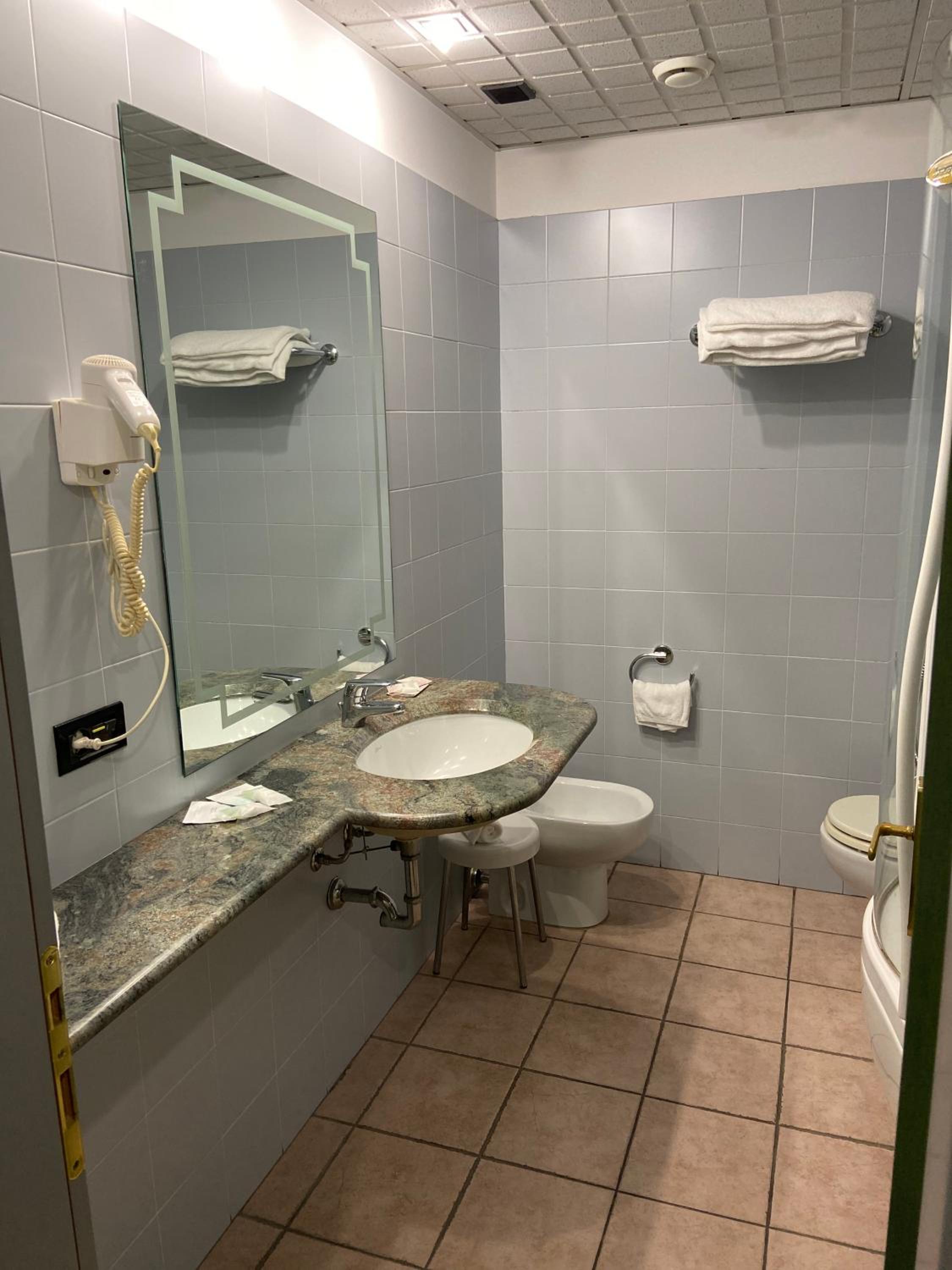 Standard Double or Twin Room photo 3
