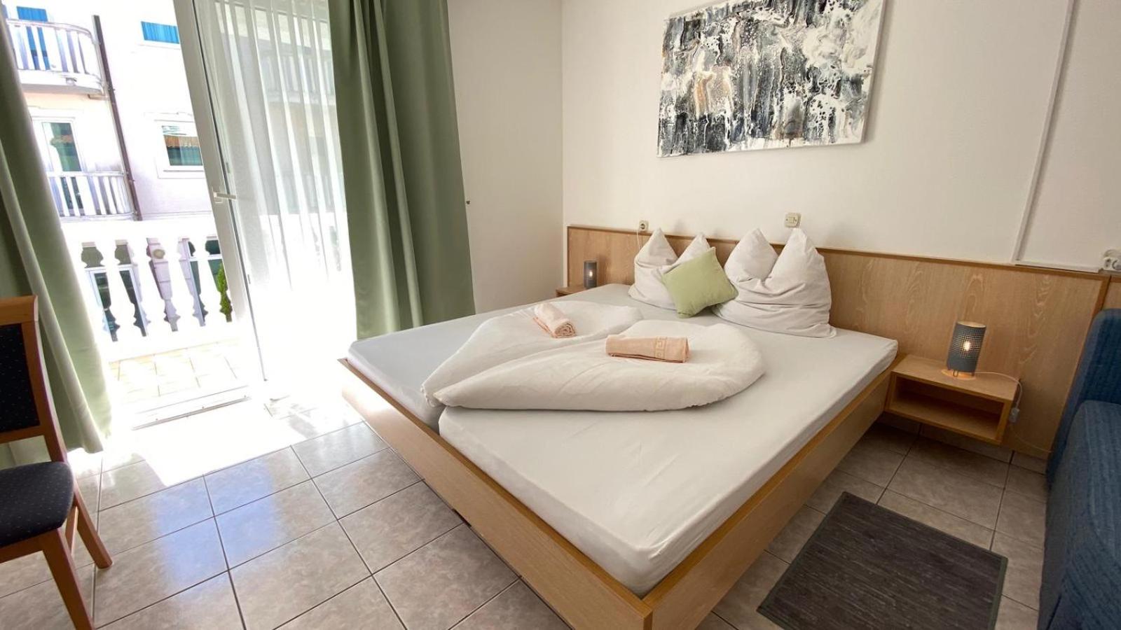 Double Room with Balcony and Sea View