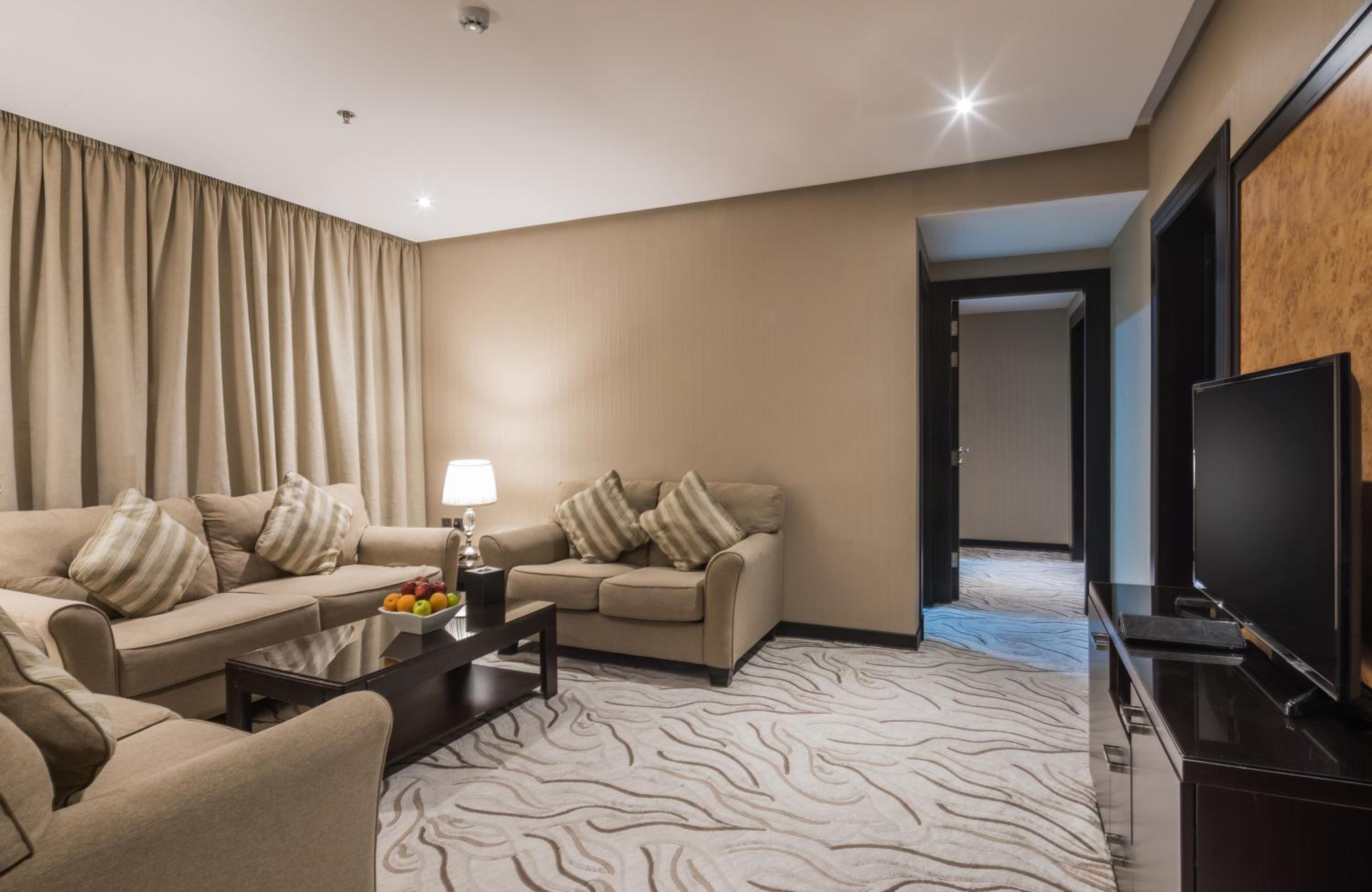 Family Room photo 2