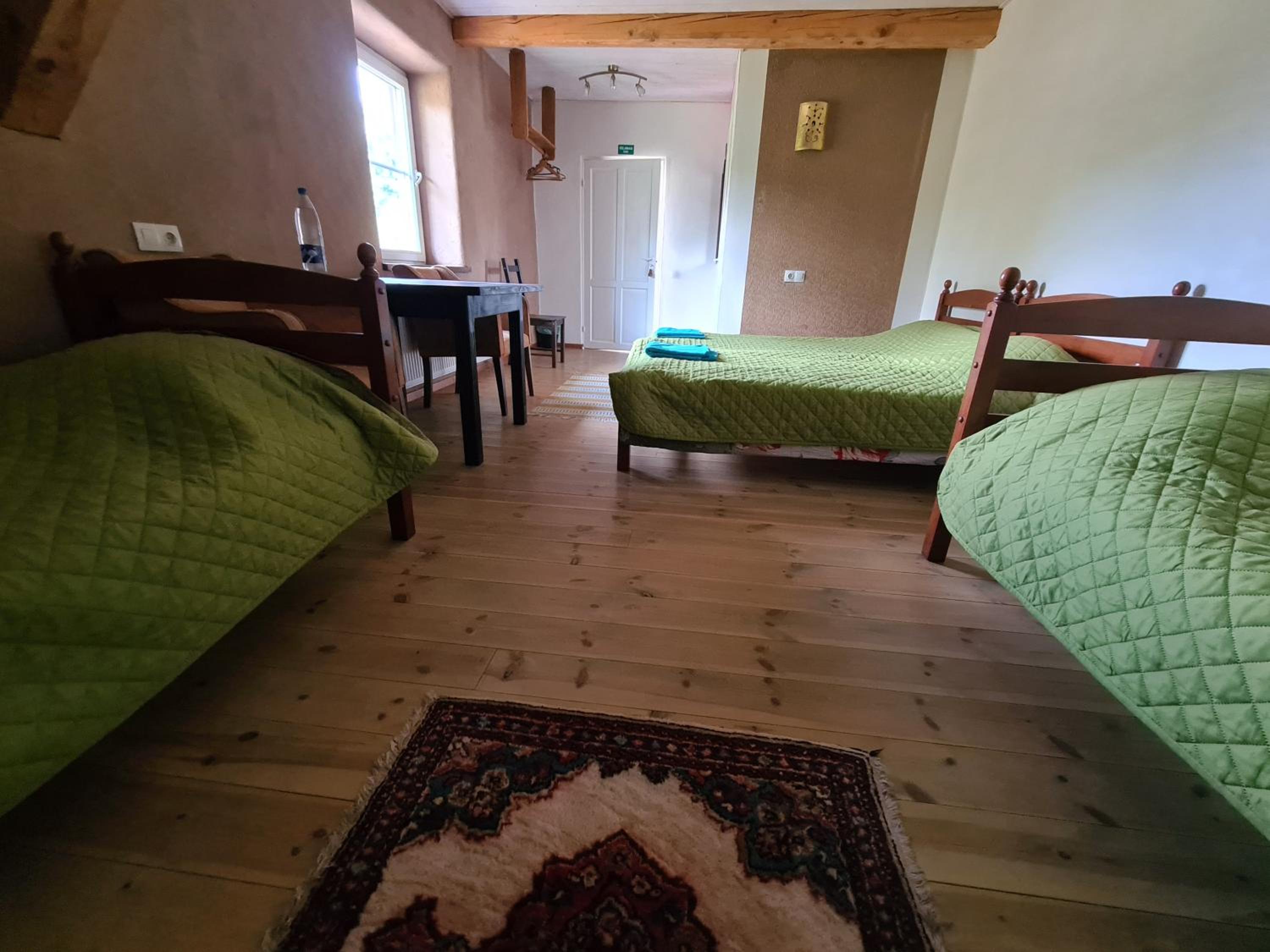 Standard Quadruple Room - Photo 11