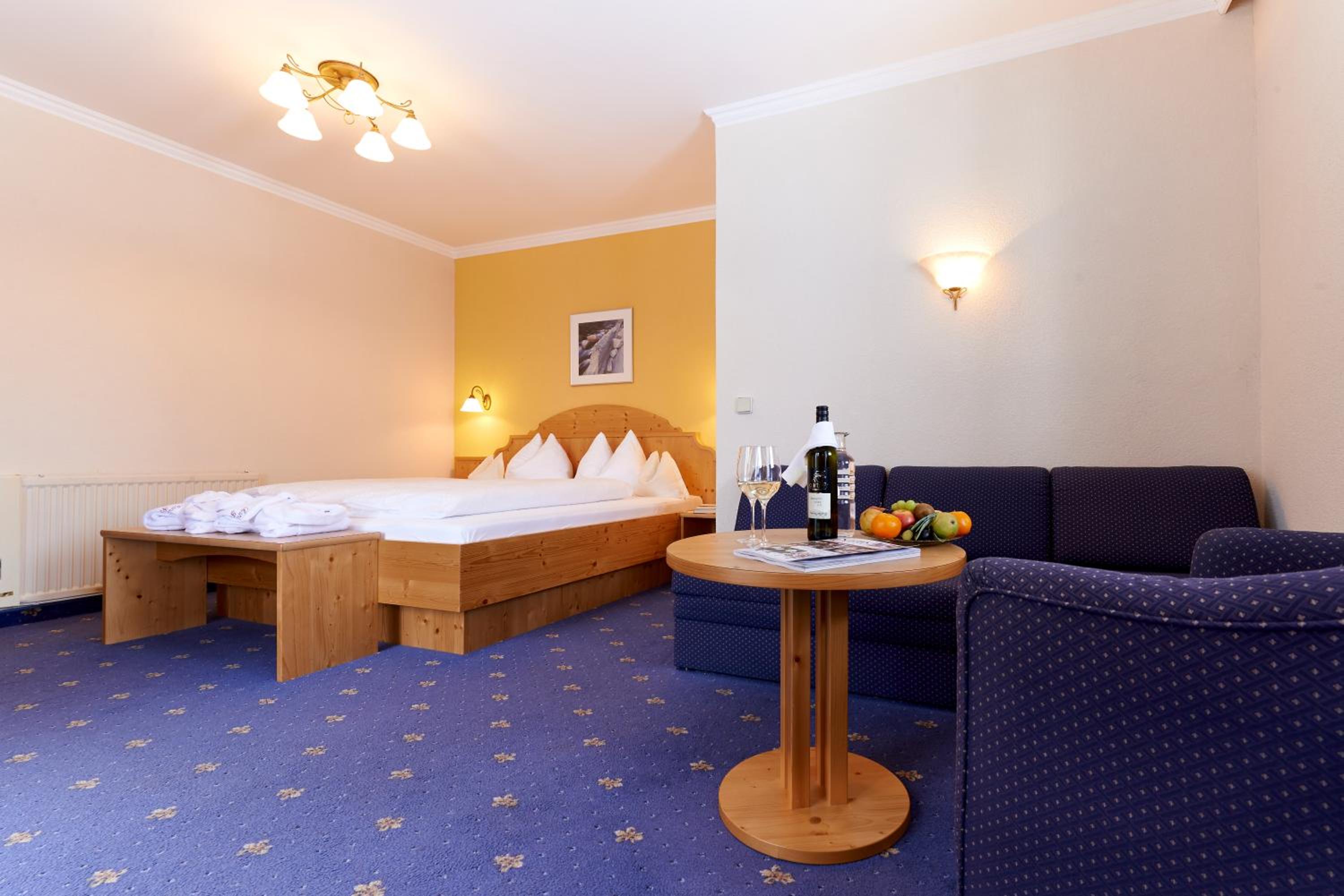 Standard Double Room - Photo 5