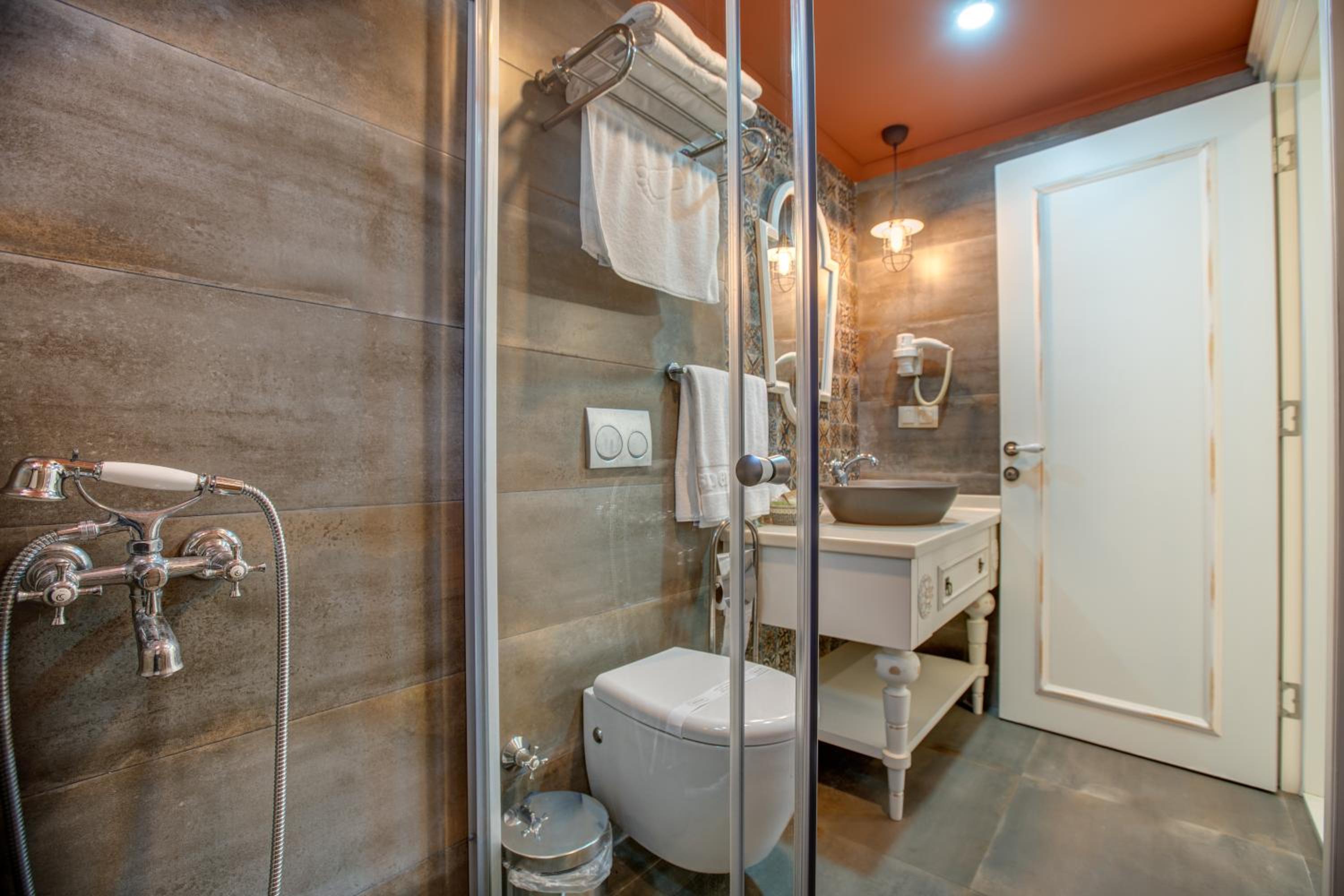 Double Room with Sea View - Photo 3