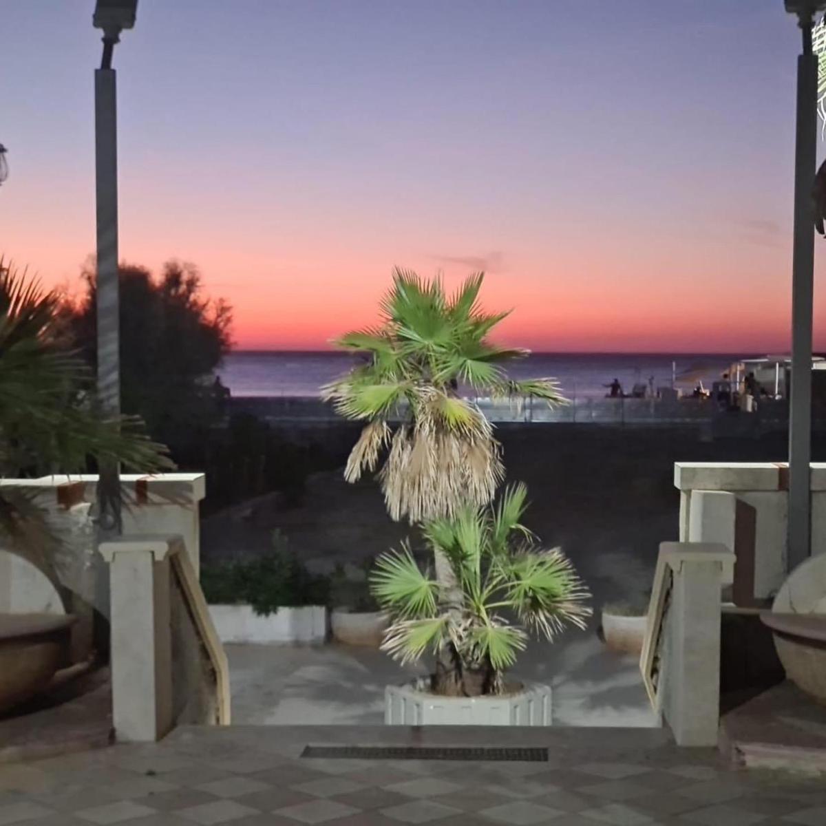 Apartment with Sea View photo 2