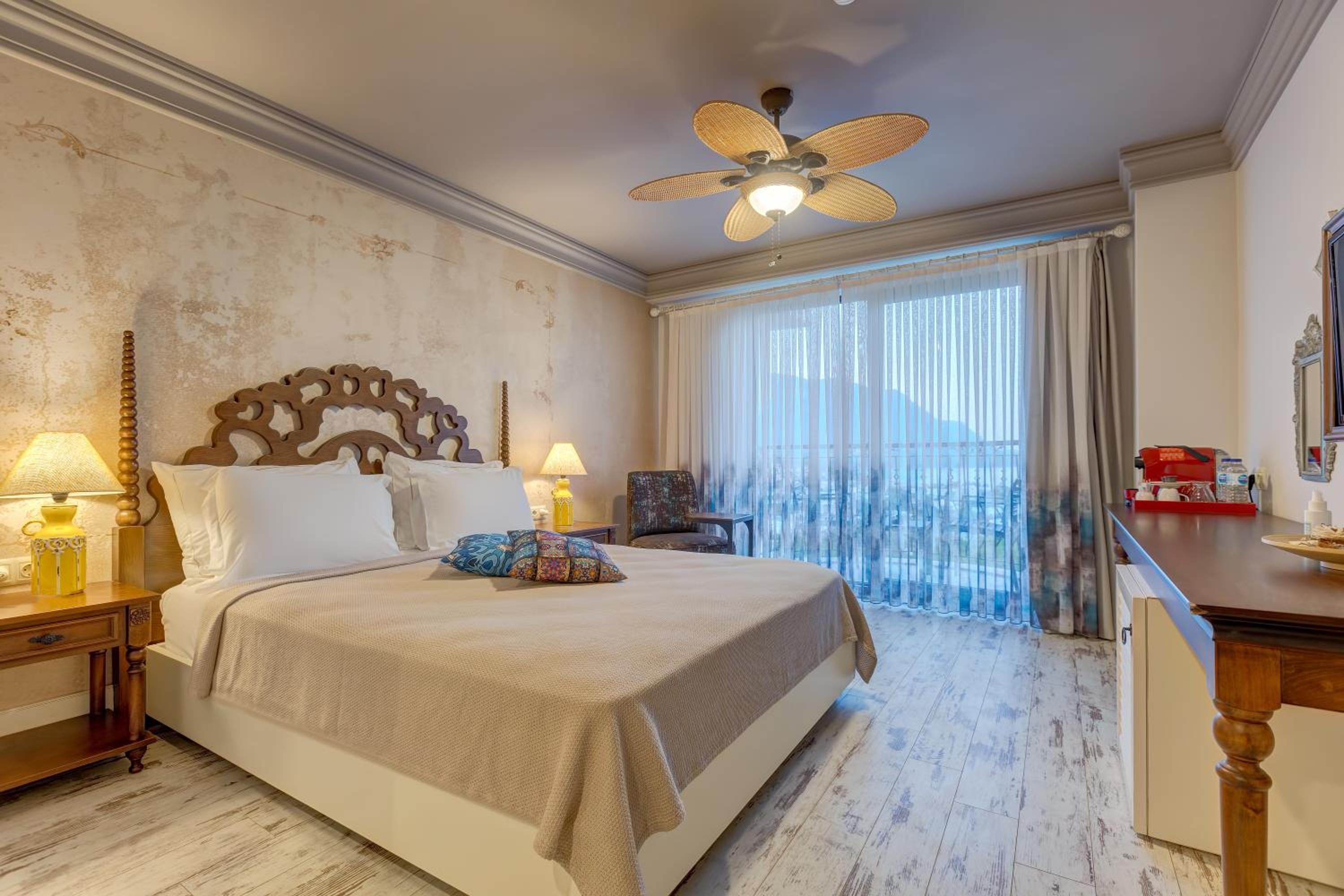 Triple Room with Sea View - Photo 5
