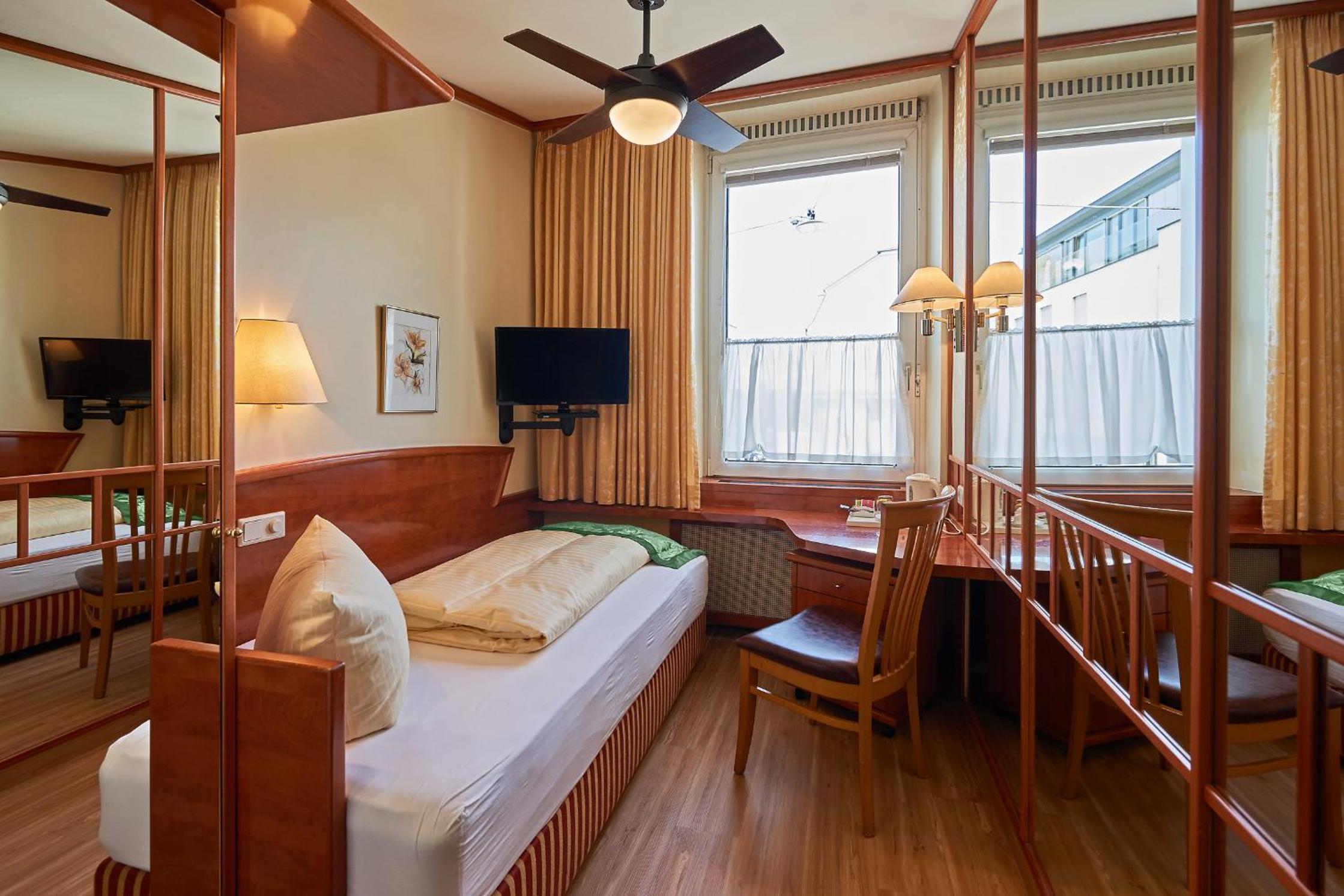 Economy Single Room