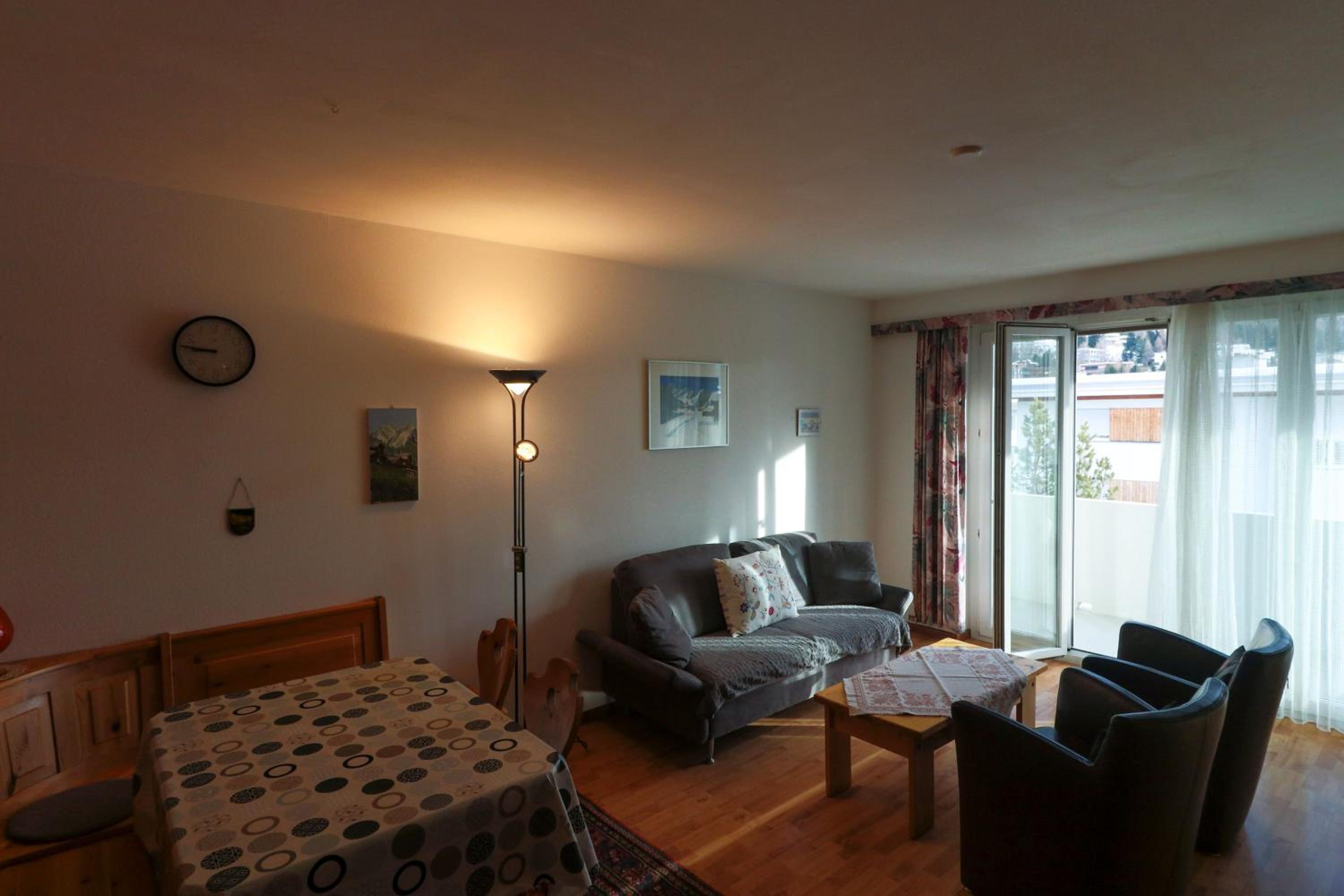 One-Bedroom Apartment photo 2