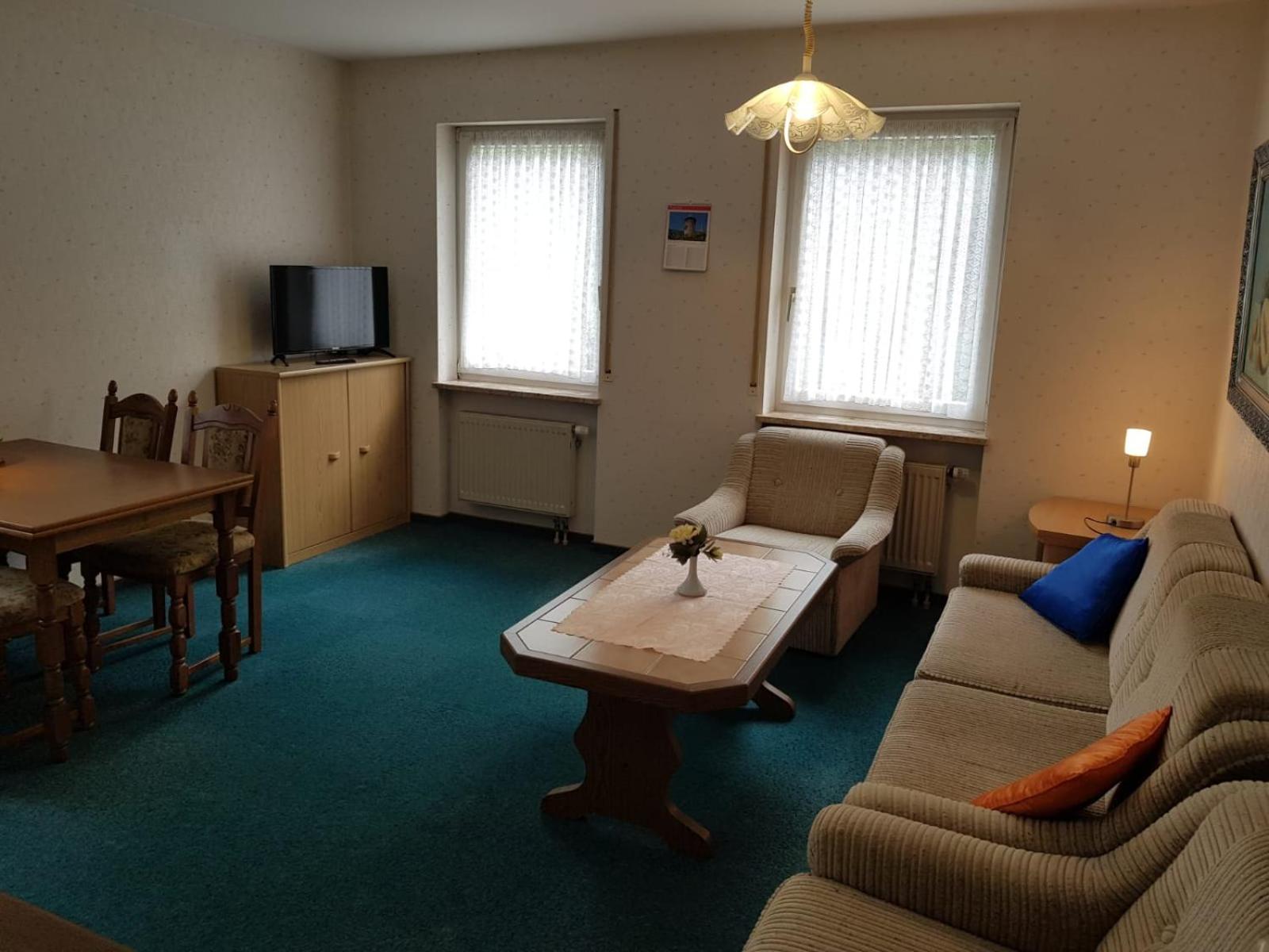 Apartment photo 2