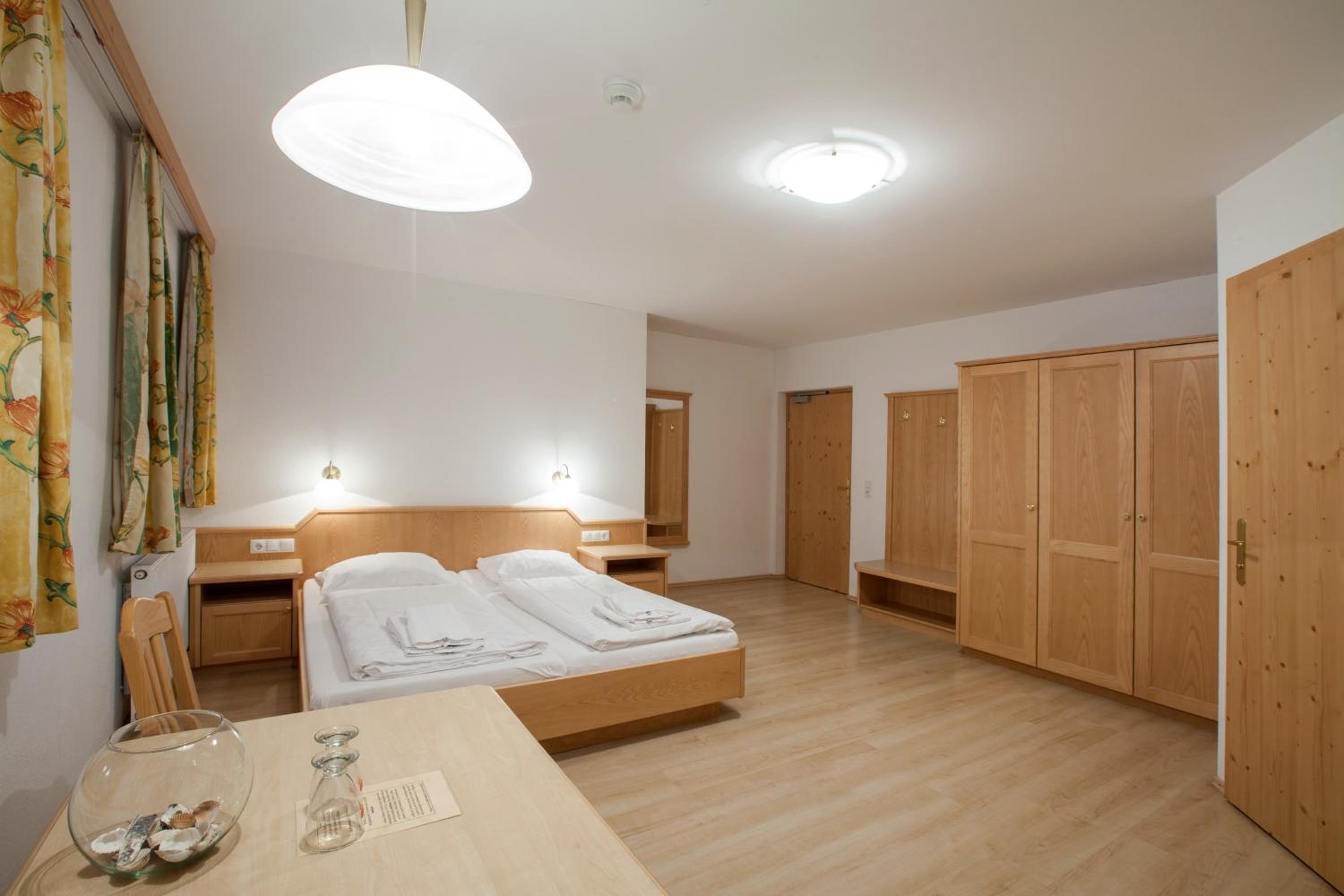 Double Room - Photo 2