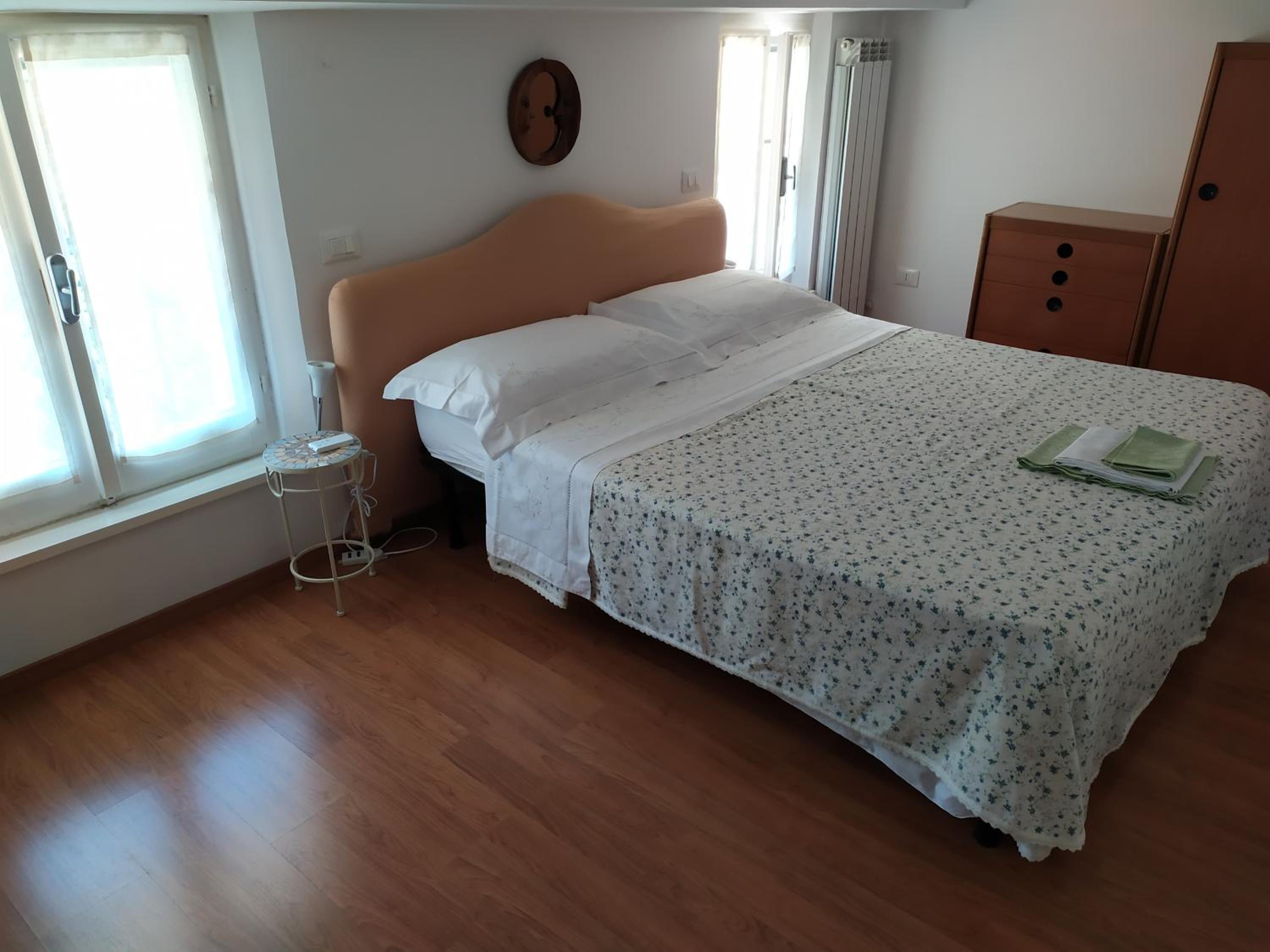 Double Room with Private Bathroom - Photo 5