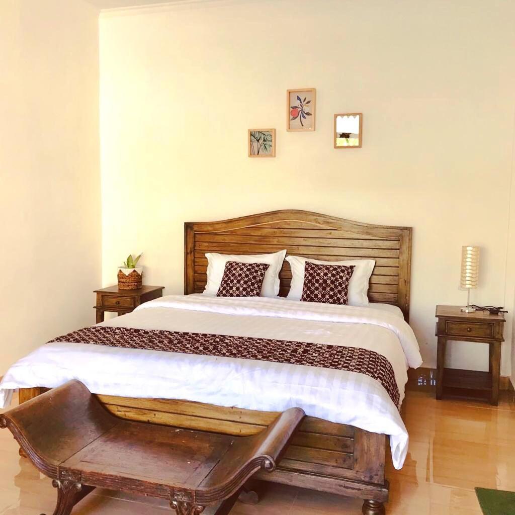 Three-Bedroom Villa - Photo 9