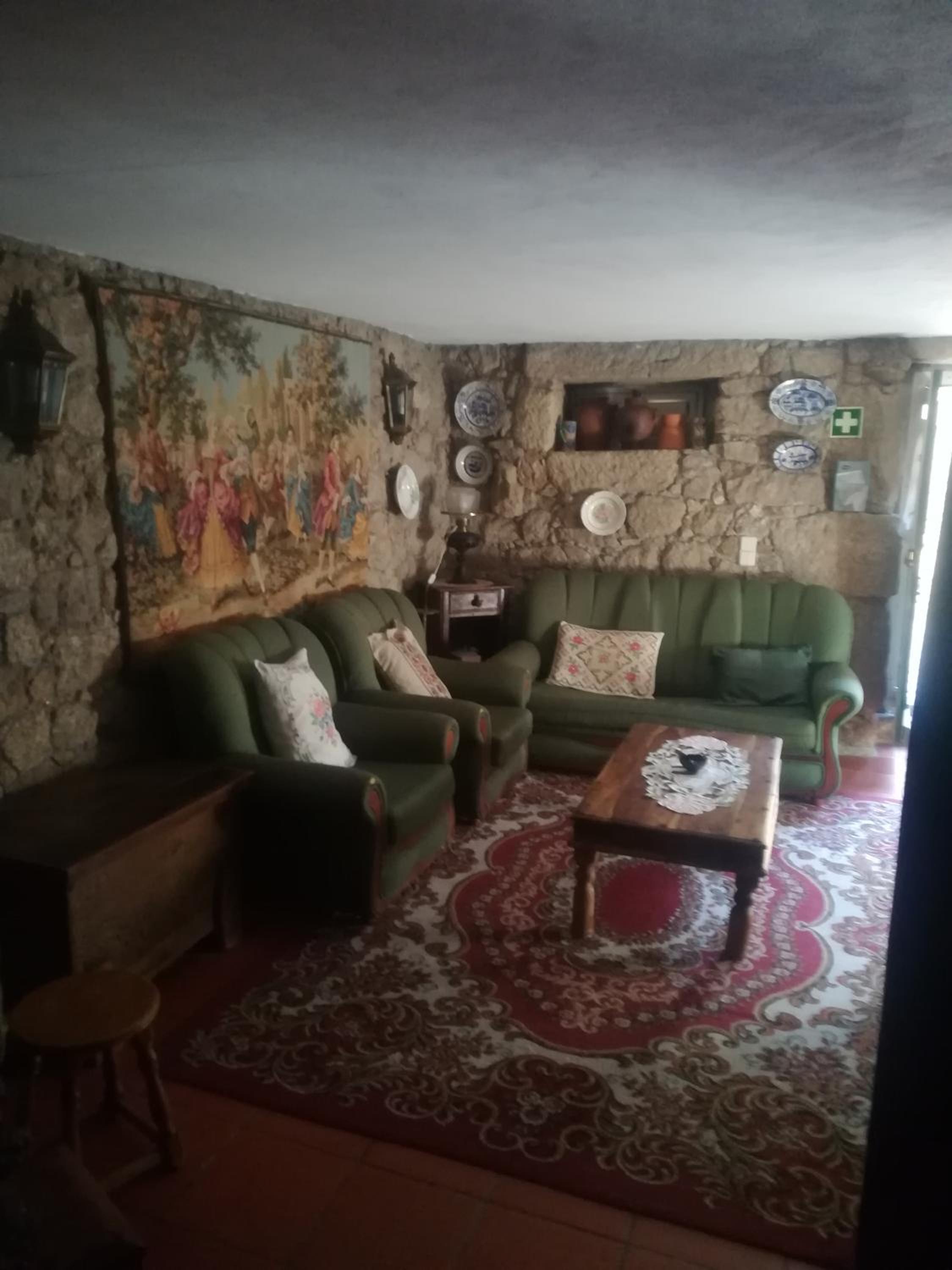 Two-Bedroom House - Photo 16
