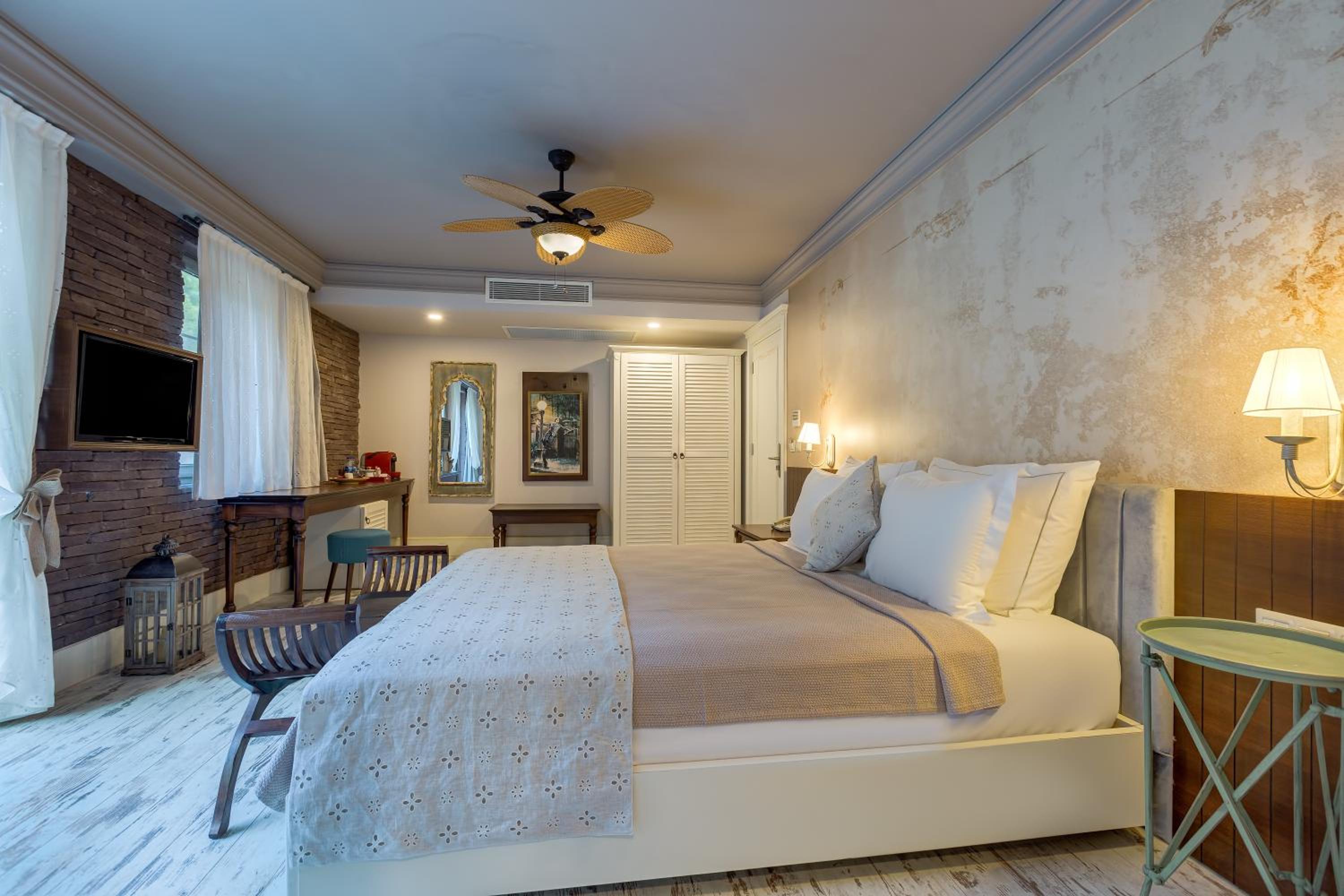 Double Room with Forest View - Photo 1