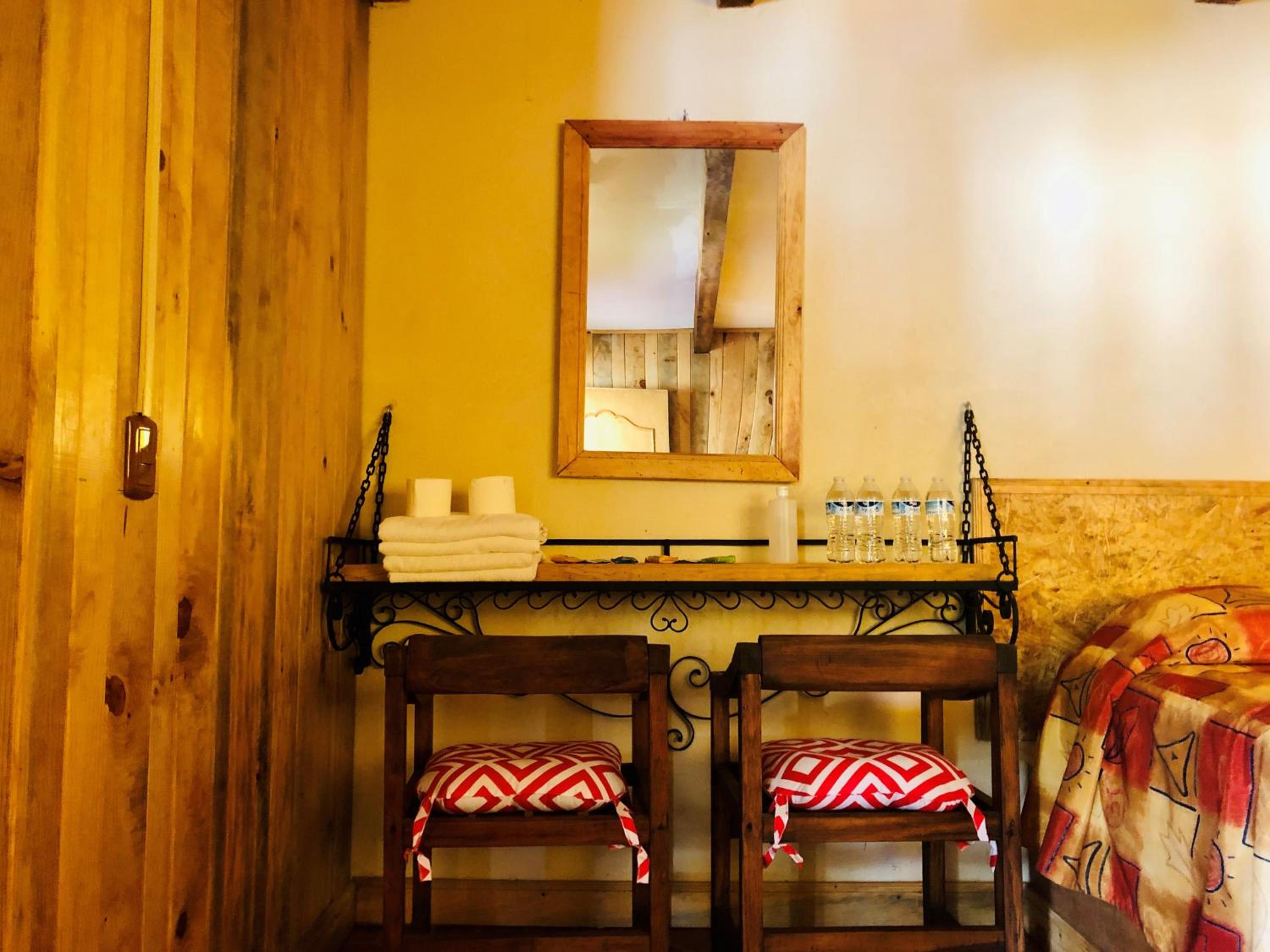 Quadruple Room - Photo 11